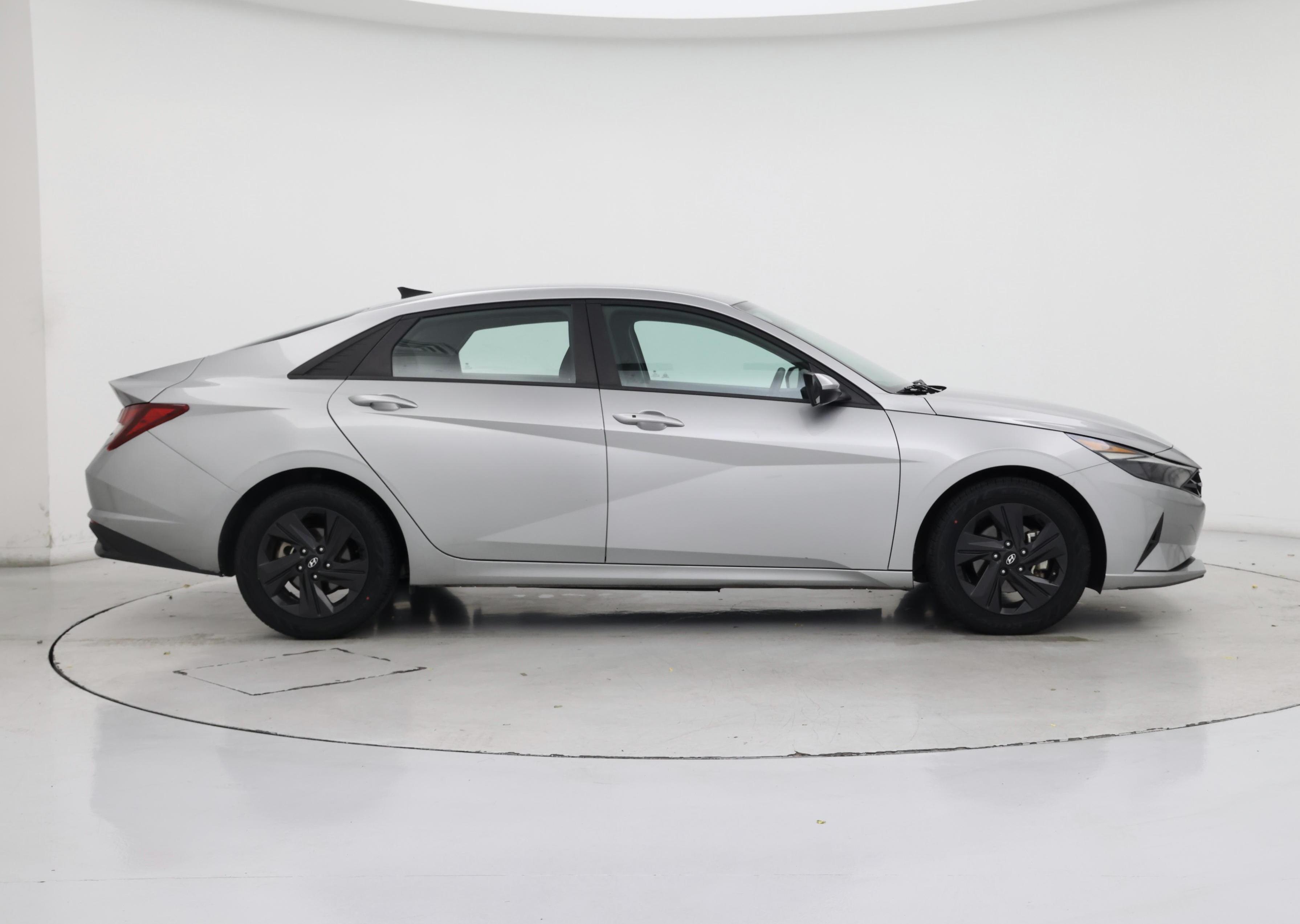 Thumbnail: 2023 Hyundai Elantra - 7