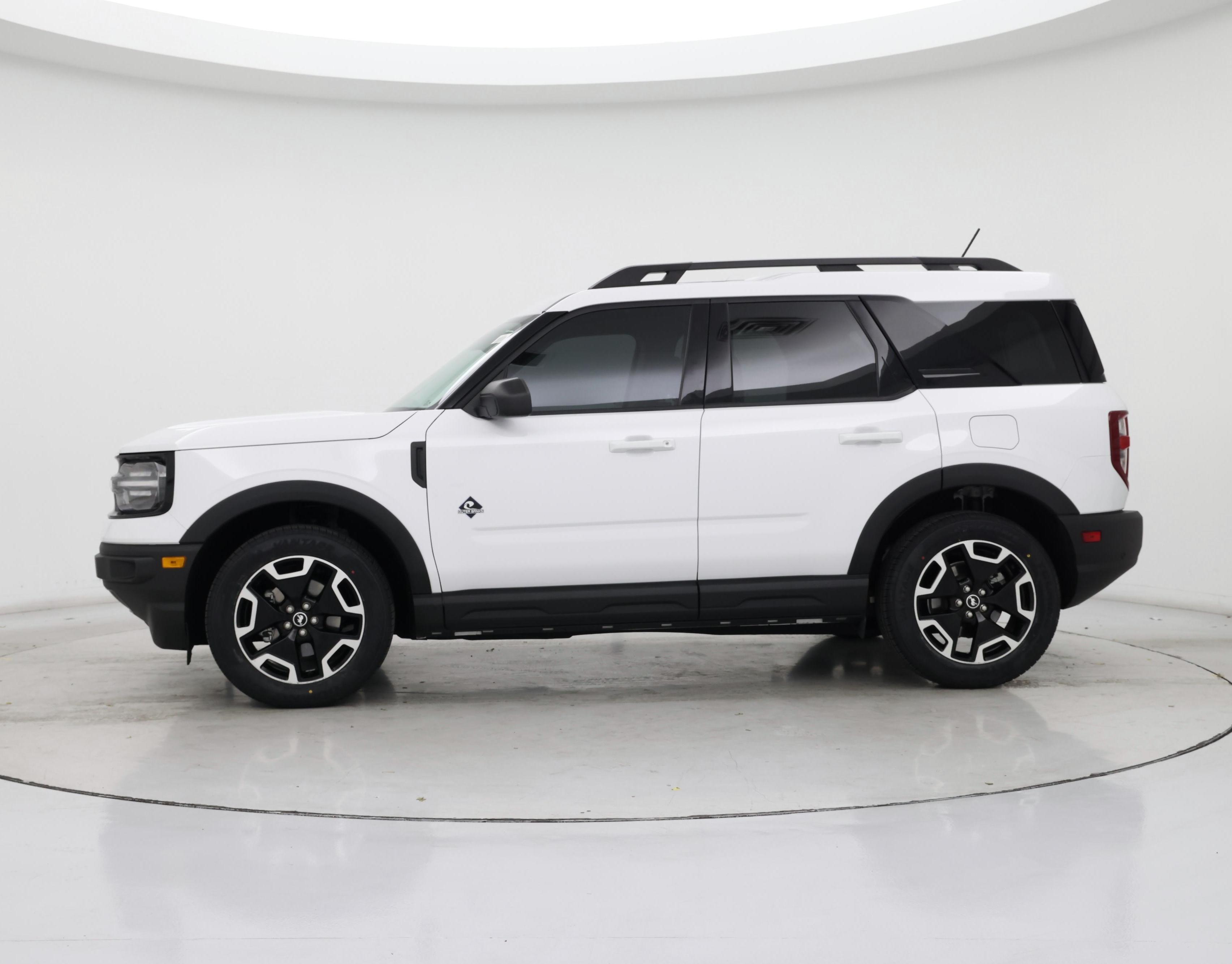 Thumbnail: 2023 Ford Bronco Sport - 3
