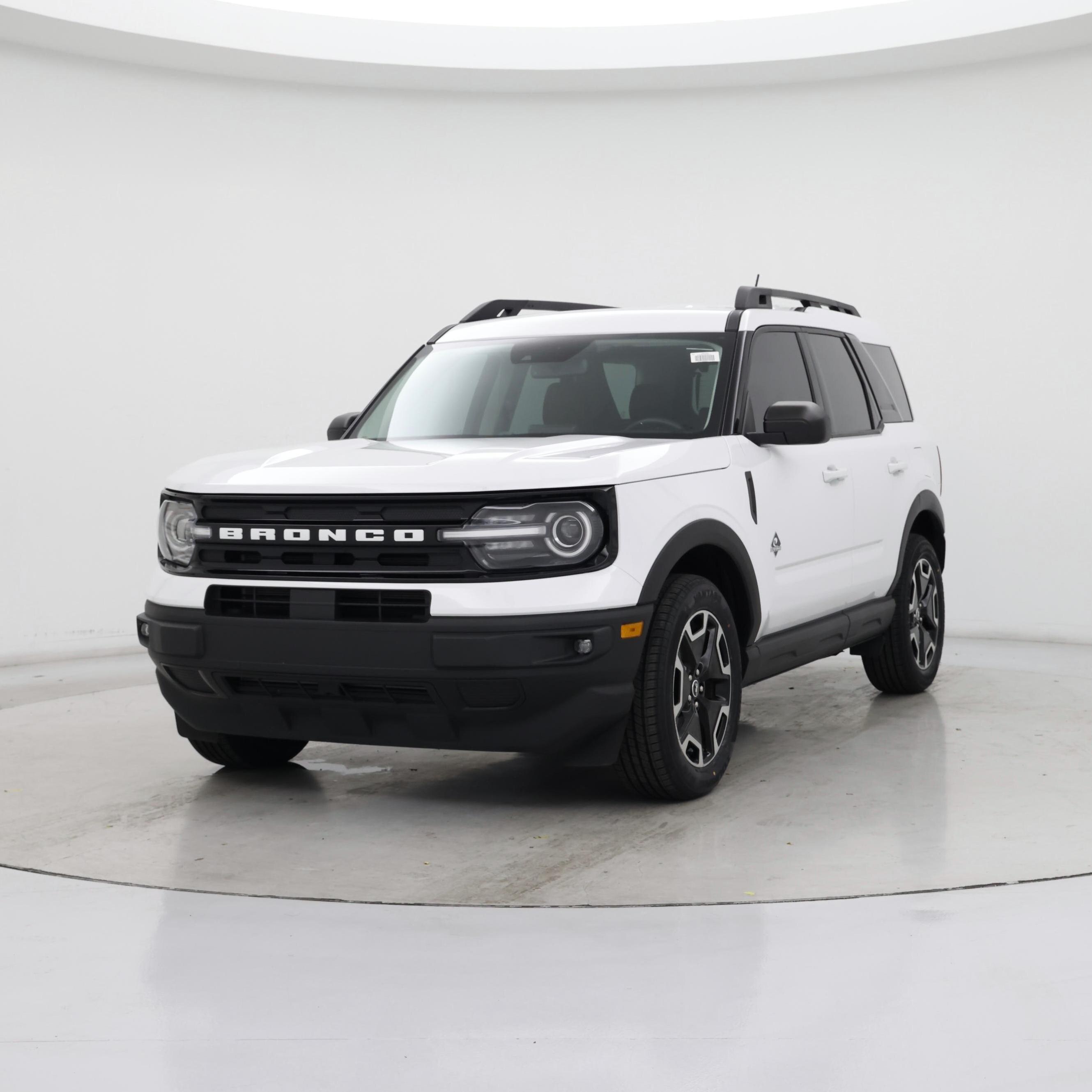 Thumbnail: 2023 Ford Bronco Sport - 4