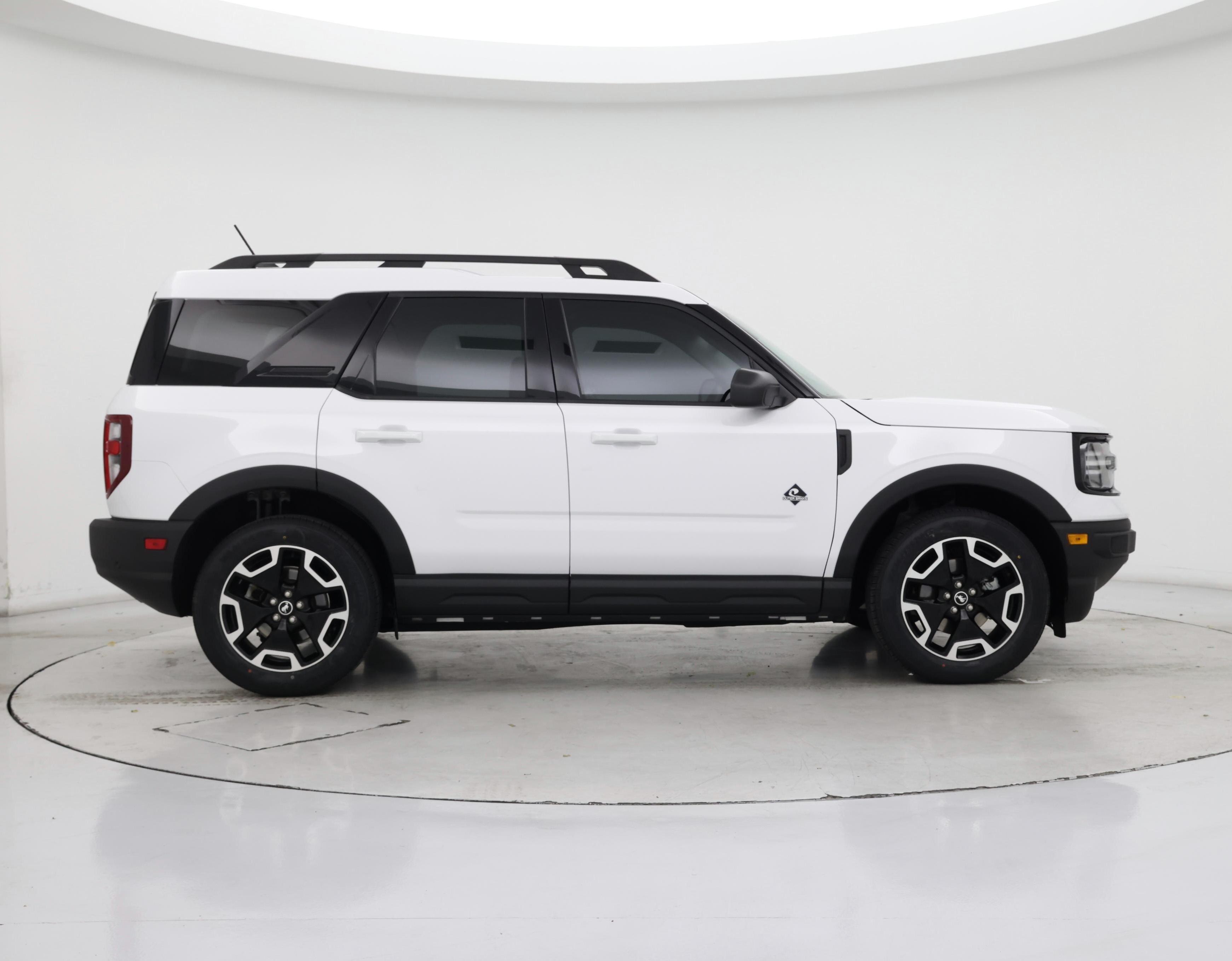 Thumbnail: 2023 Ford Bronco Sport - 7
