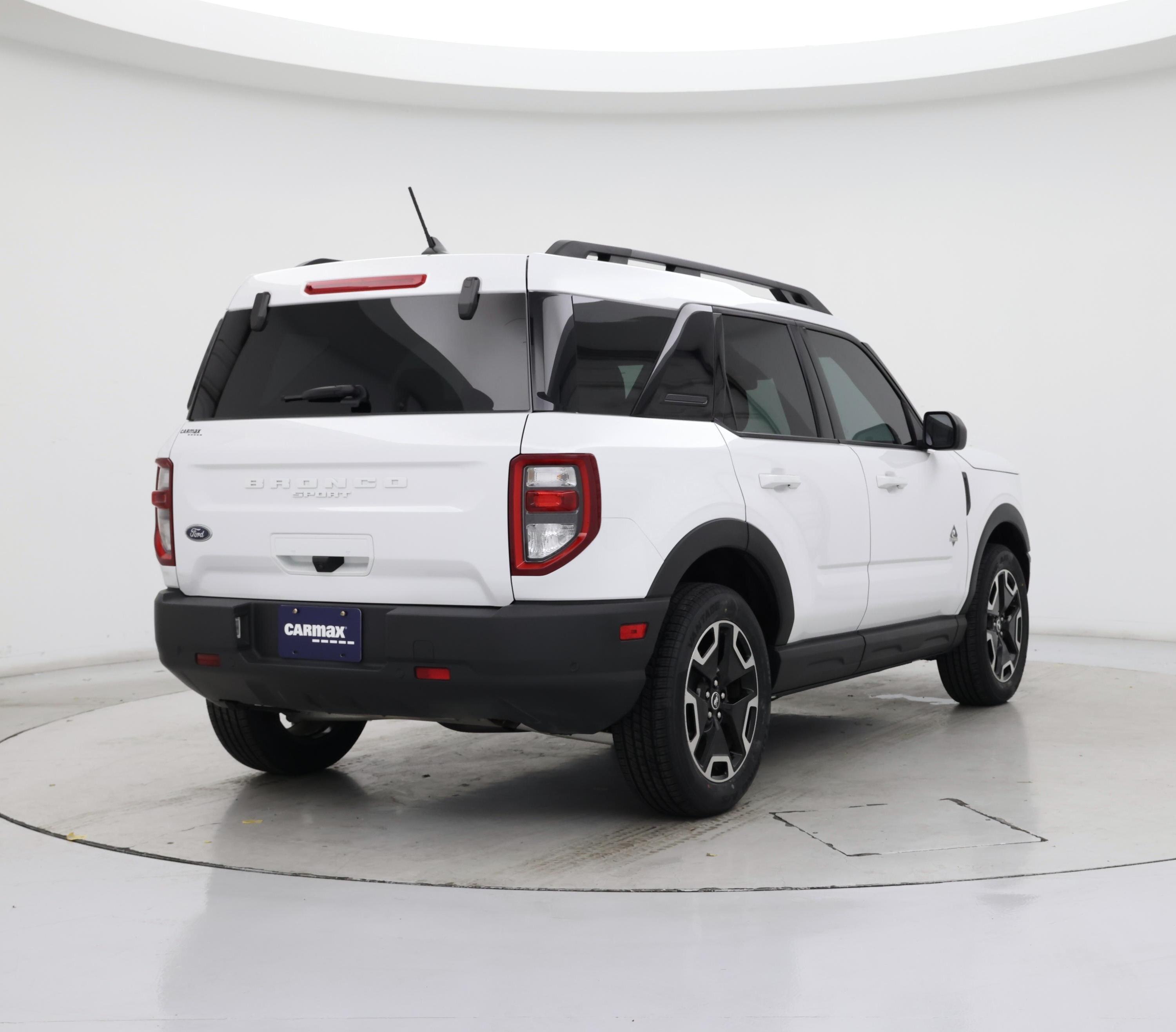 Thumbnail: 2023 Ford Bronco Sport - 8