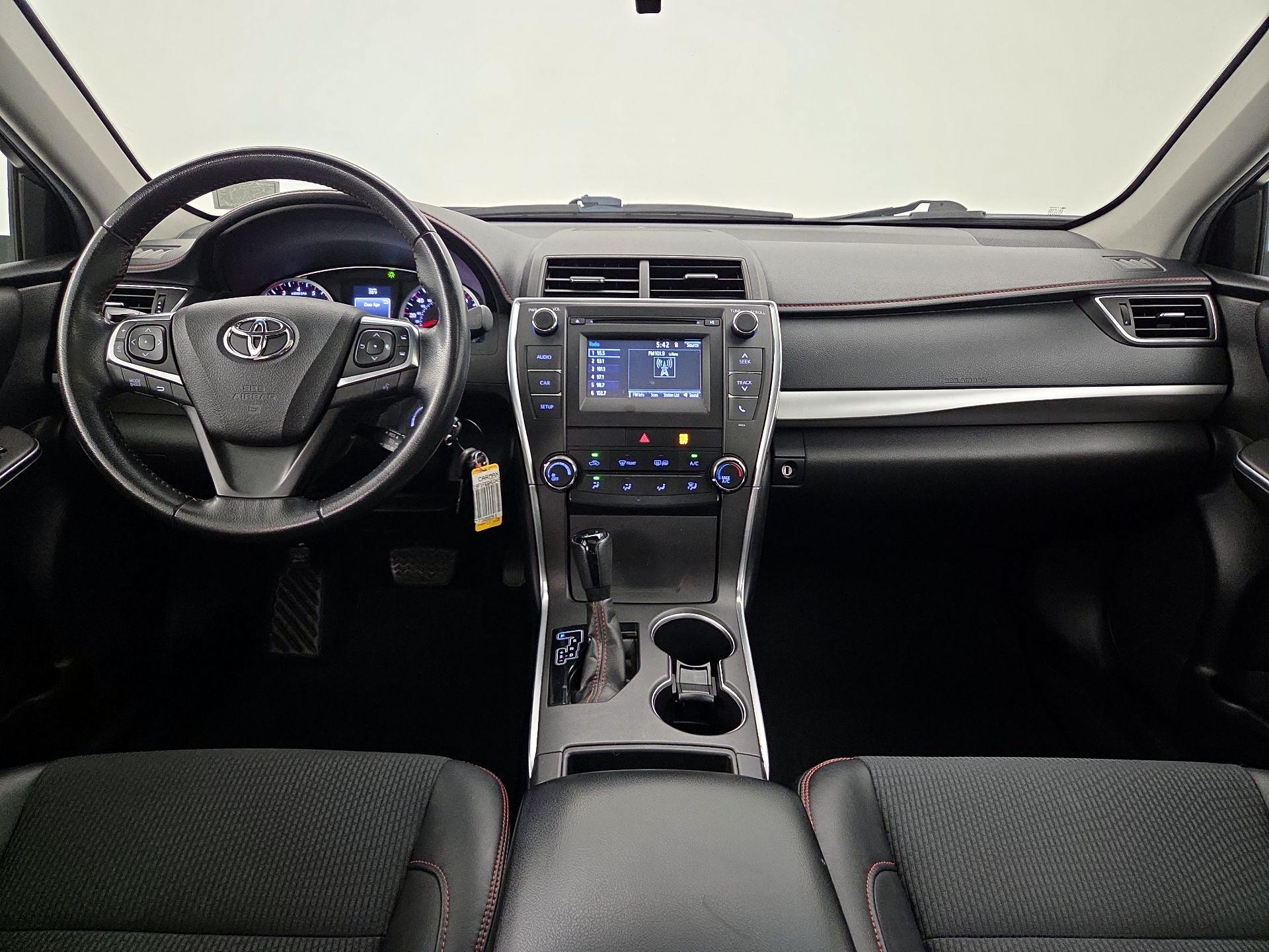 Thumbnail: 2017 Toyota Camry - 9