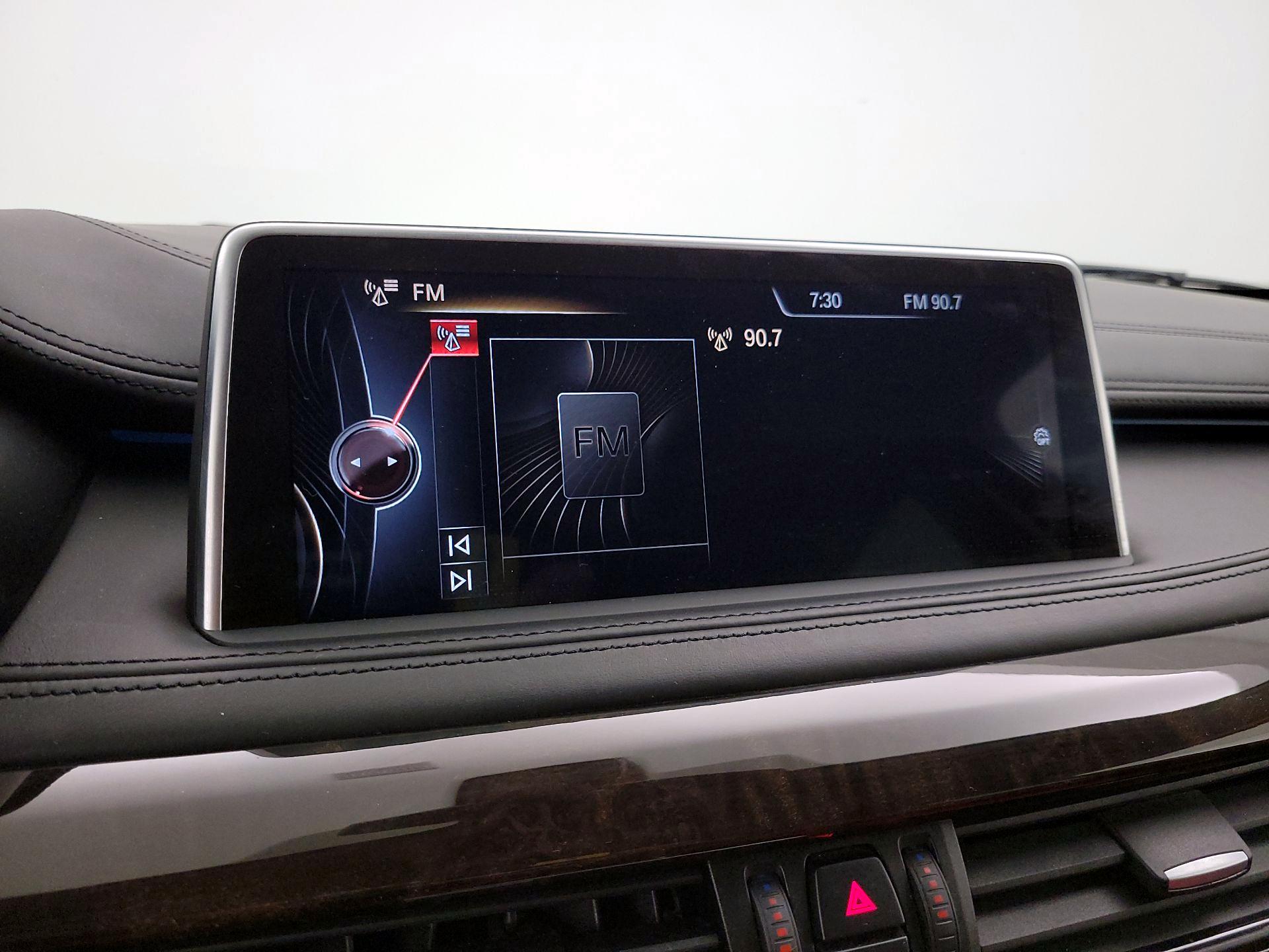 Thumbnail: 2015 BMW X6 - 16