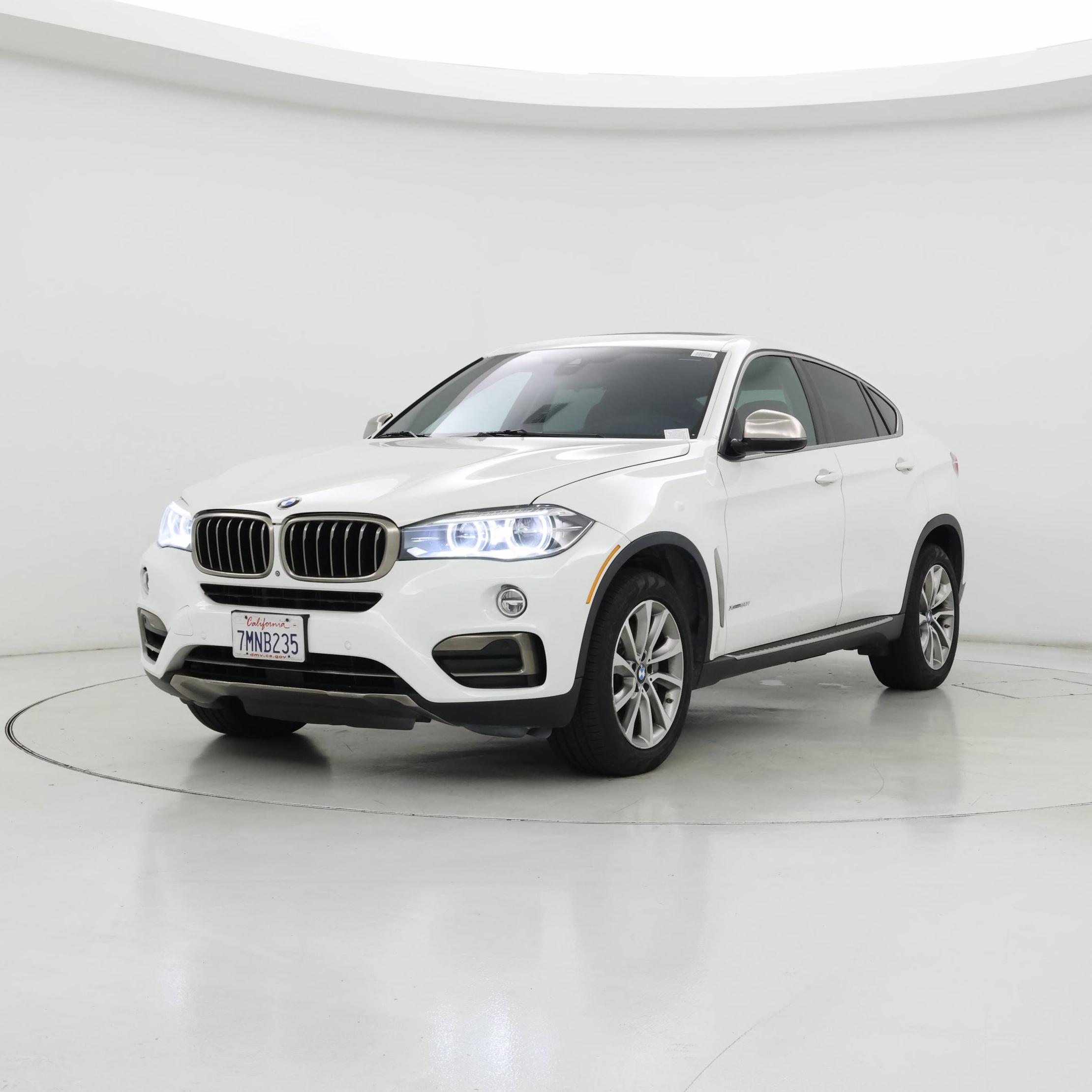 Thumbnail: 2015 BMW X6 - 4