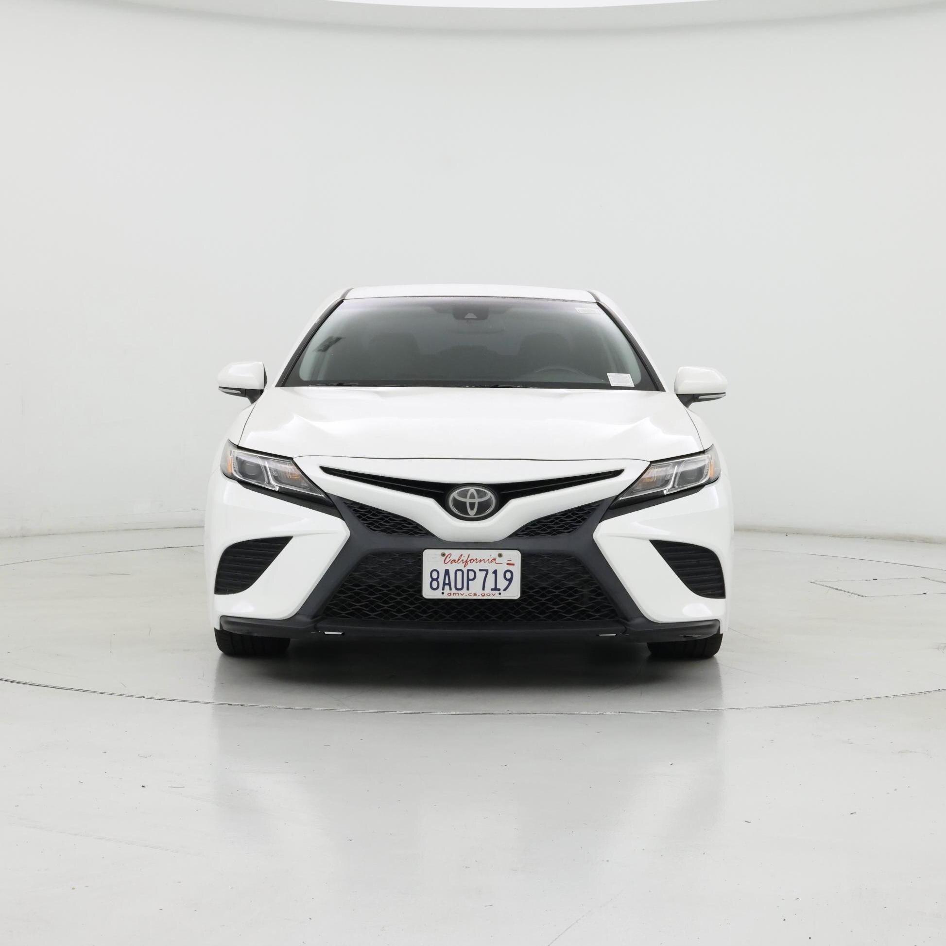 Thumbnail: 2018 Toyota Camry - 5