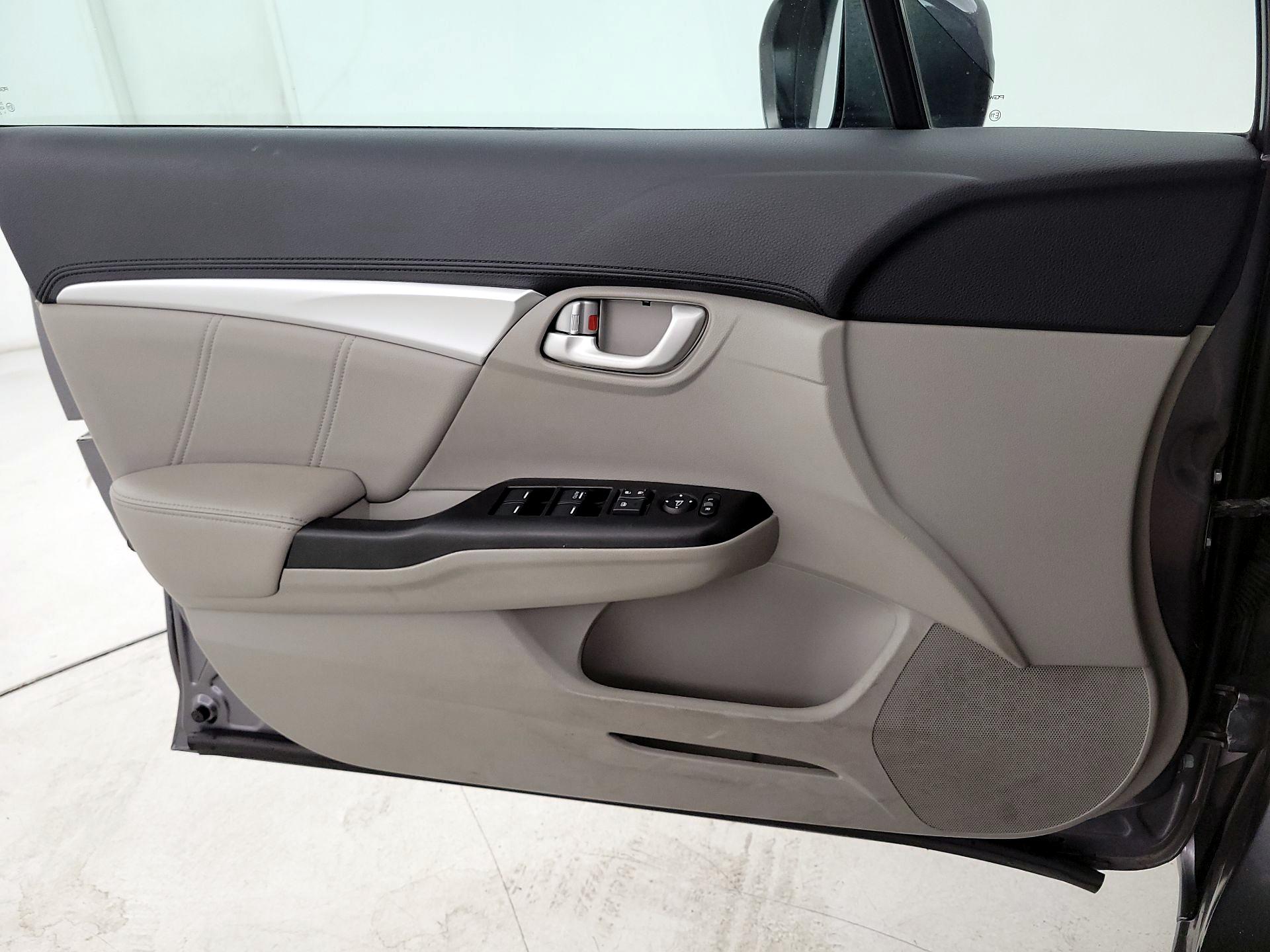 Thumbnail: 2015 Honda Civic - 12