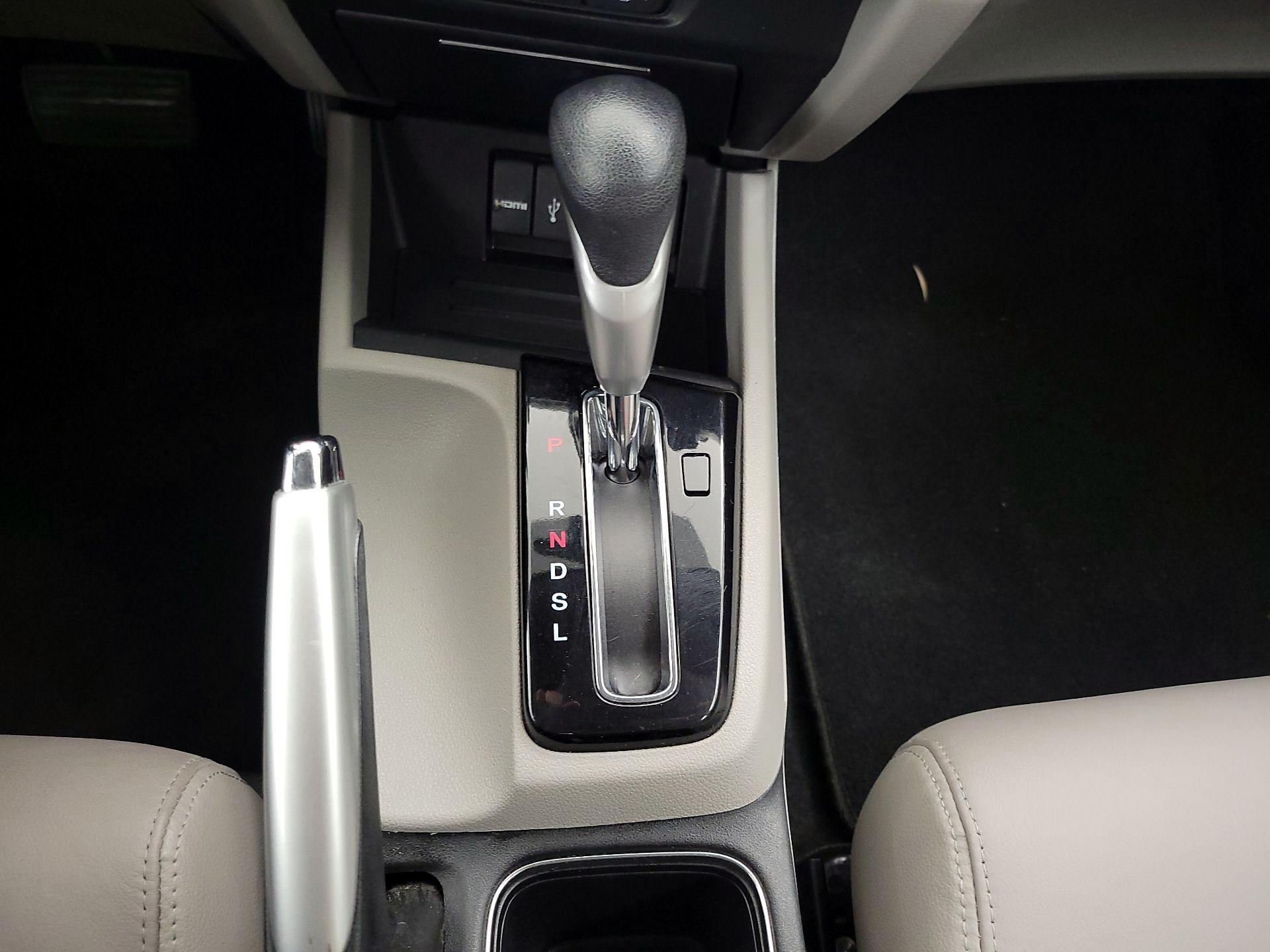 Thumbnail: 2015 Honda Civic - 17