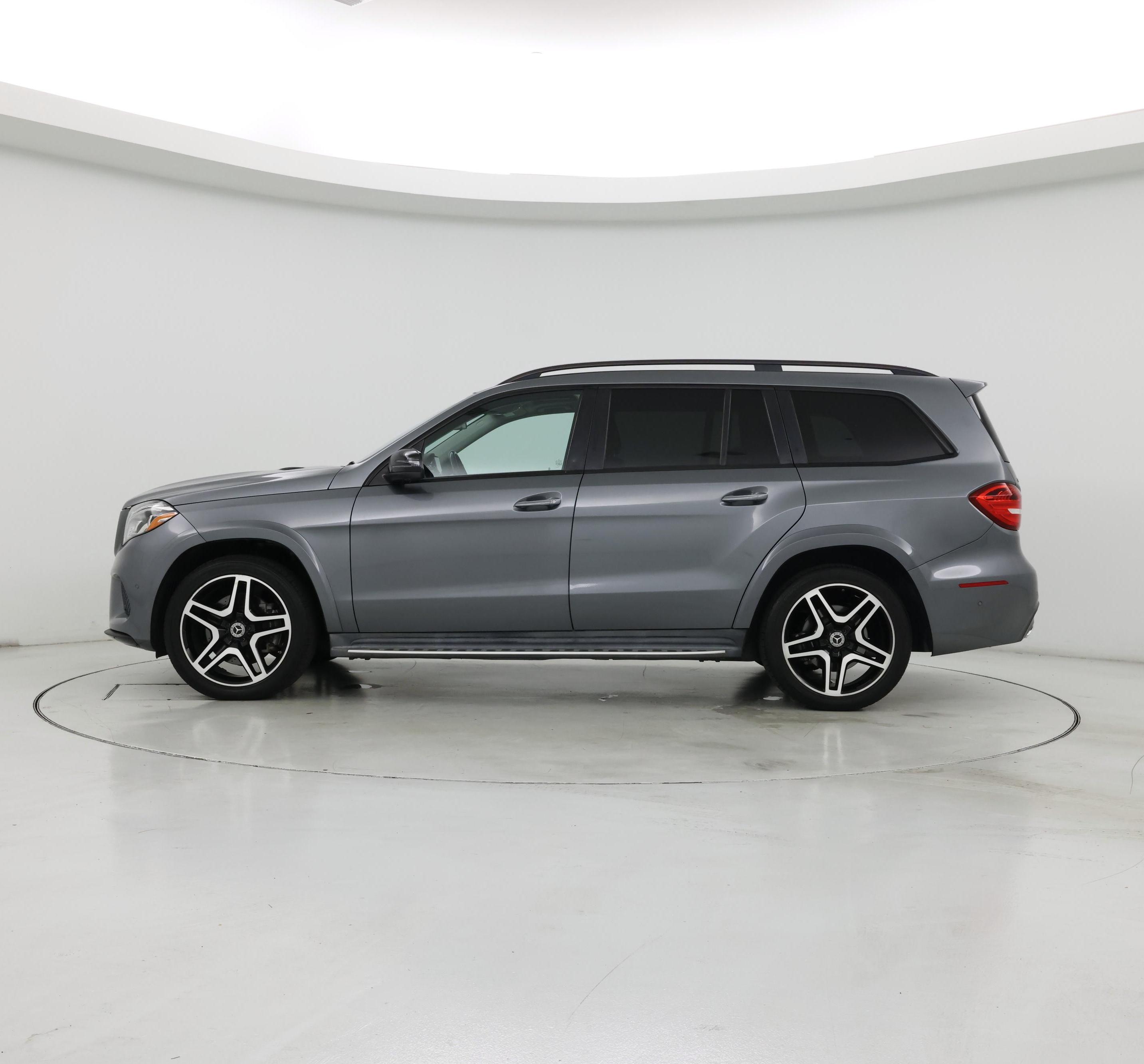 Thumbnail: 2018 Mercedes-Benz GLS - 3