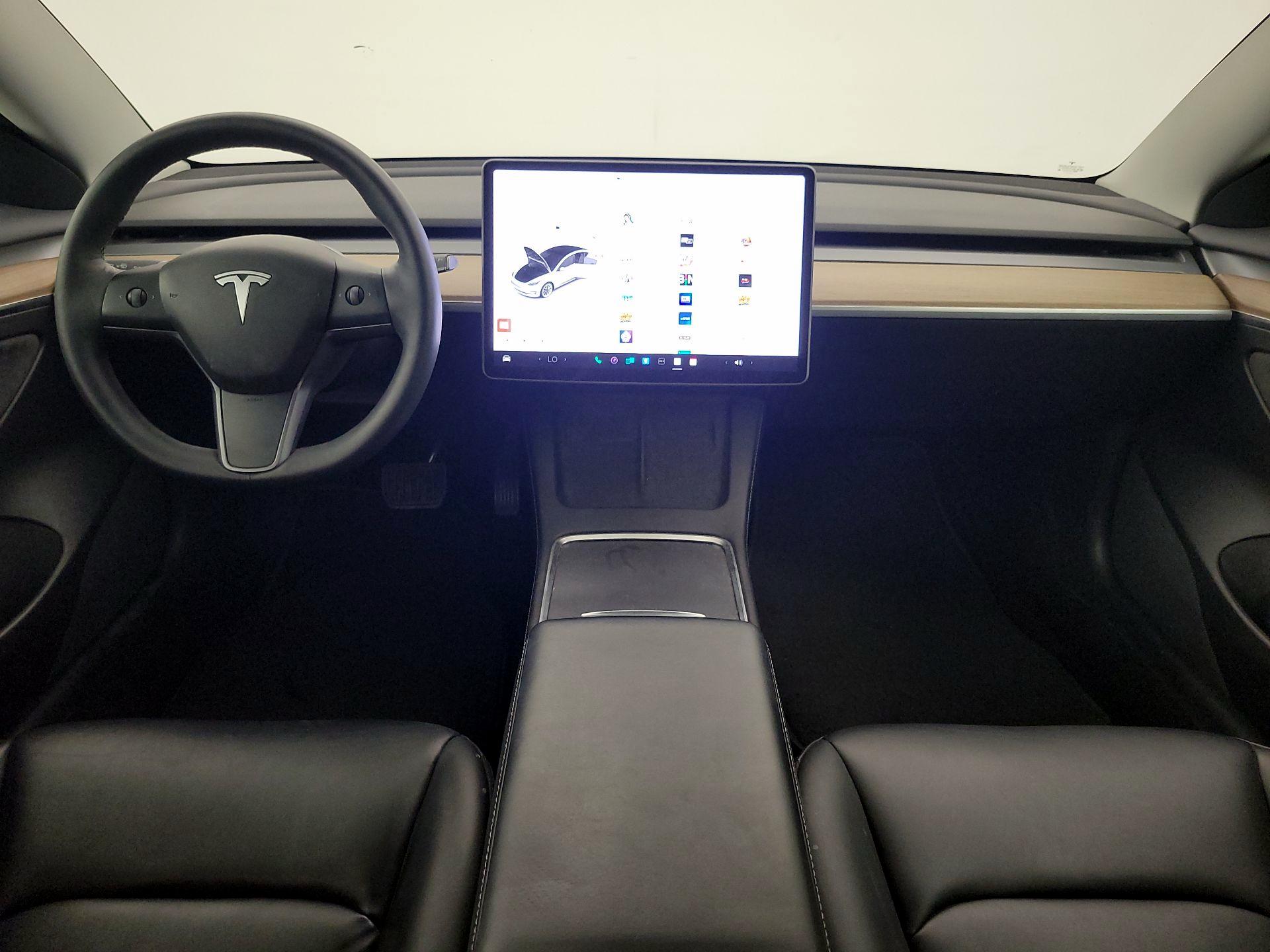 Thumbnail: 2021 Tesla Model 3 - 9
