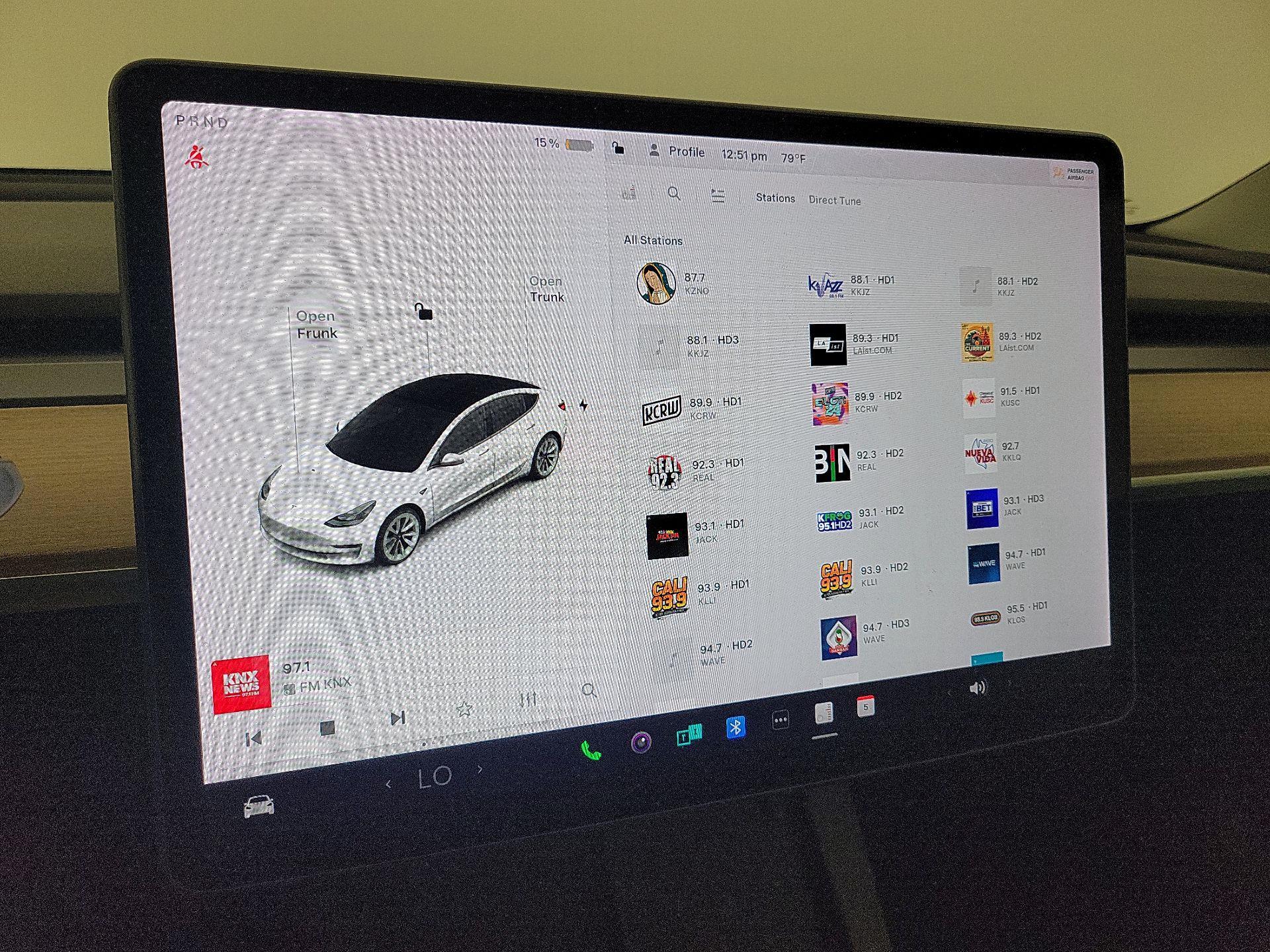 Thumbnail: 2021 Tesla Model 3 - 15