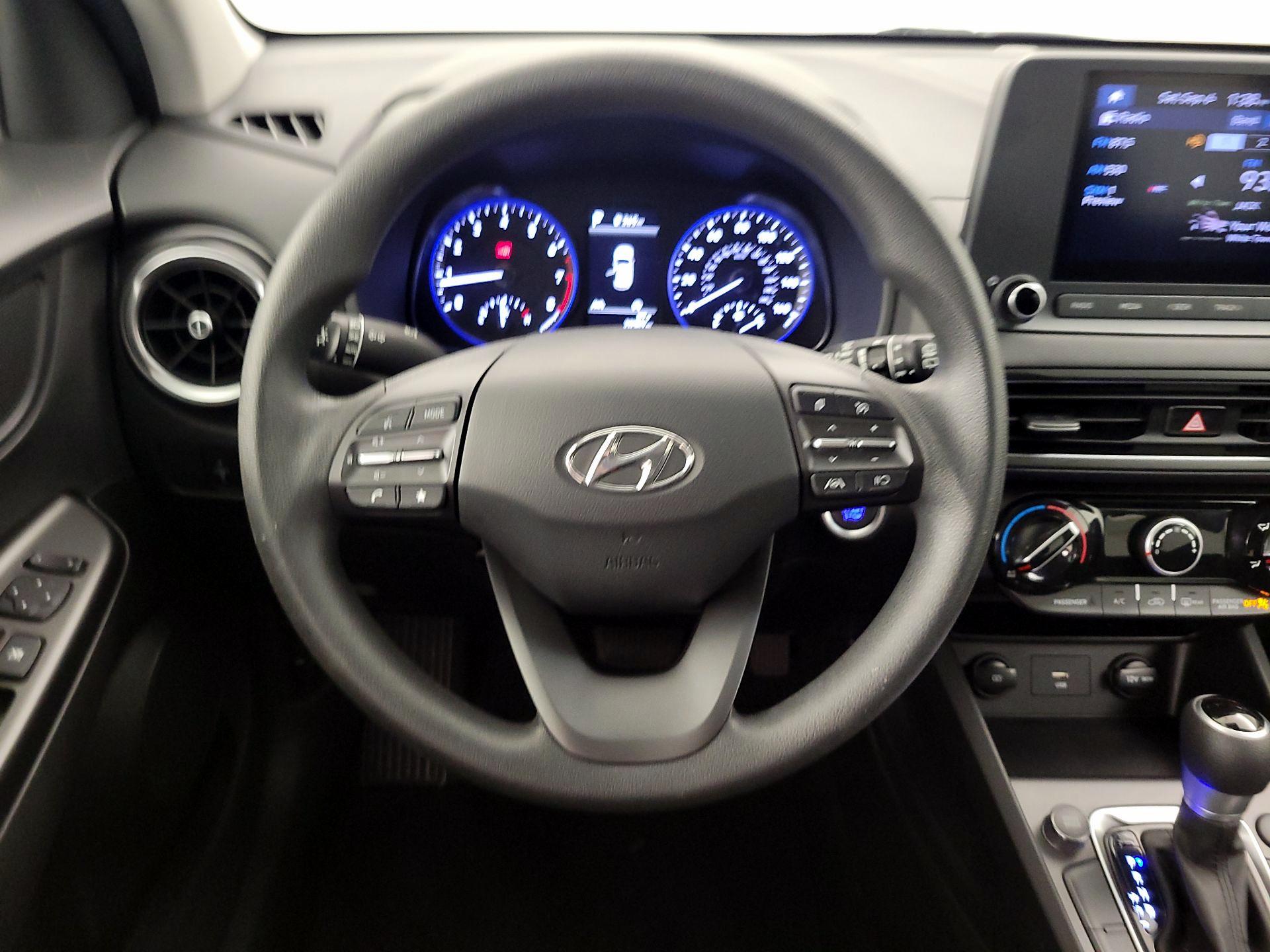 Thumbnail: 2022 Hyundai Kona - 10