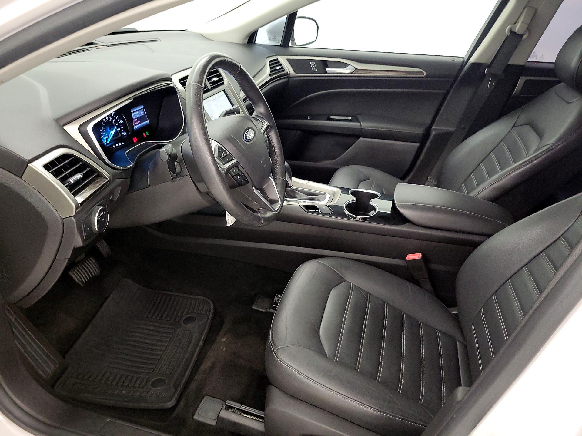 Thumbnail: 2014 Ford Fusion - 11