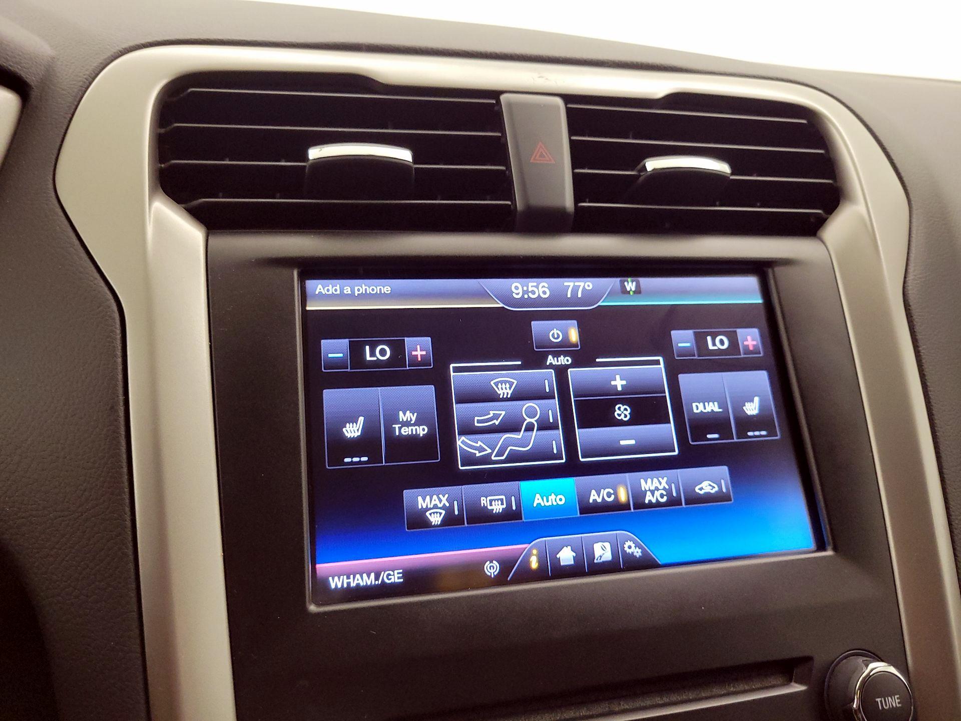 Thumbnail: 2014 Ford Fusion - 17