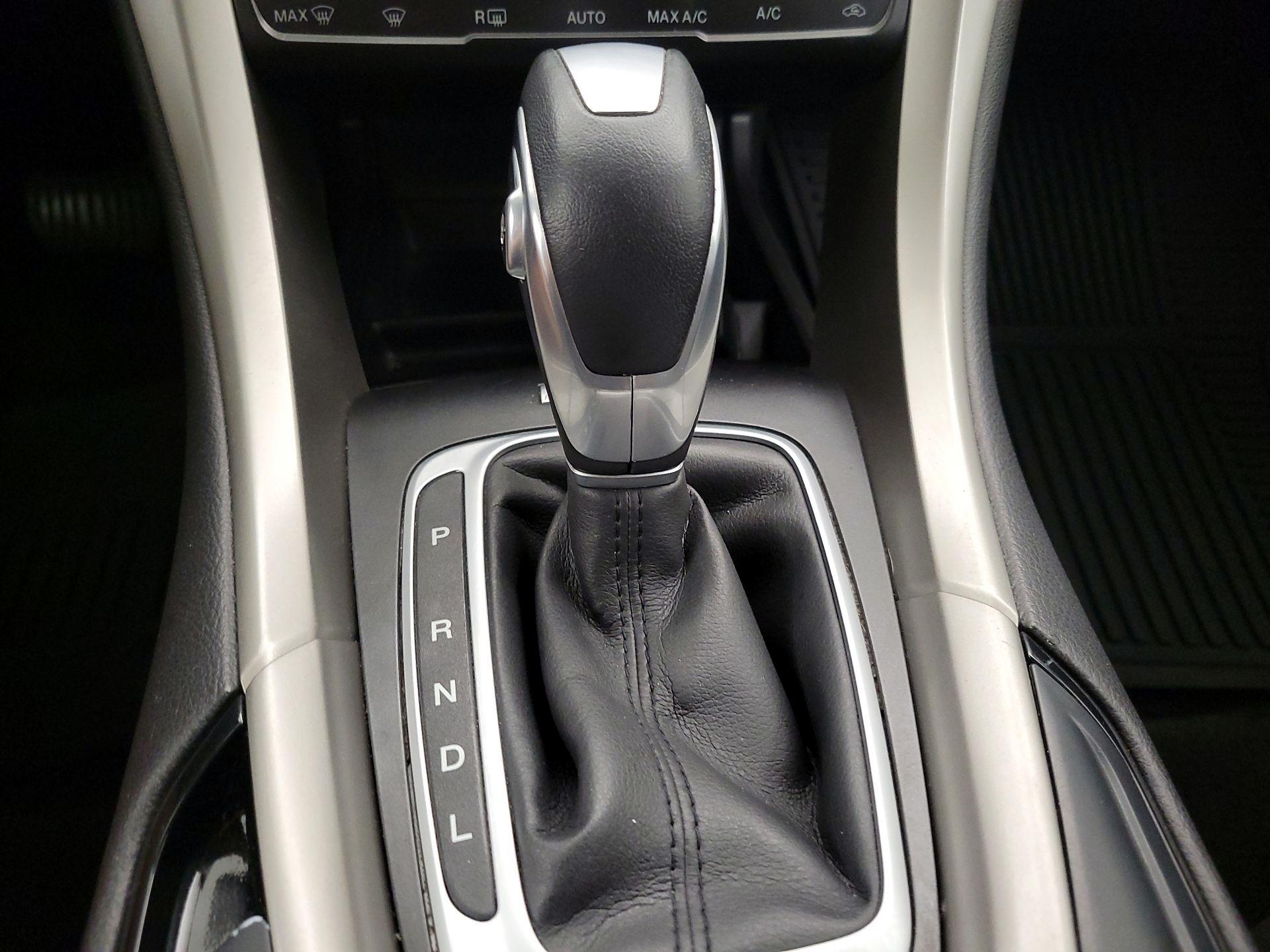 Thumbnail: 2014 Ford Fusion - 18