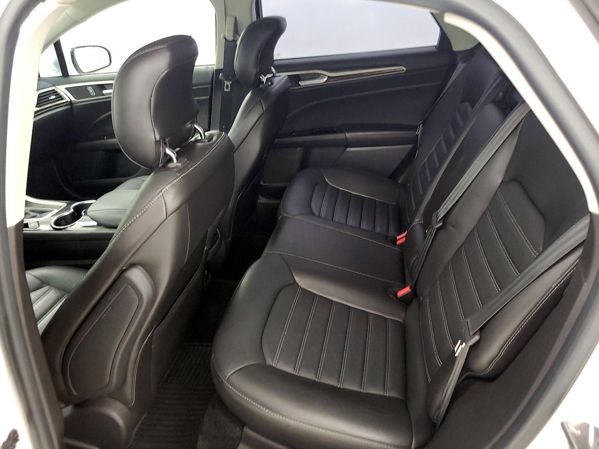 Thumbnail: 2014 Ford Fusion - 20