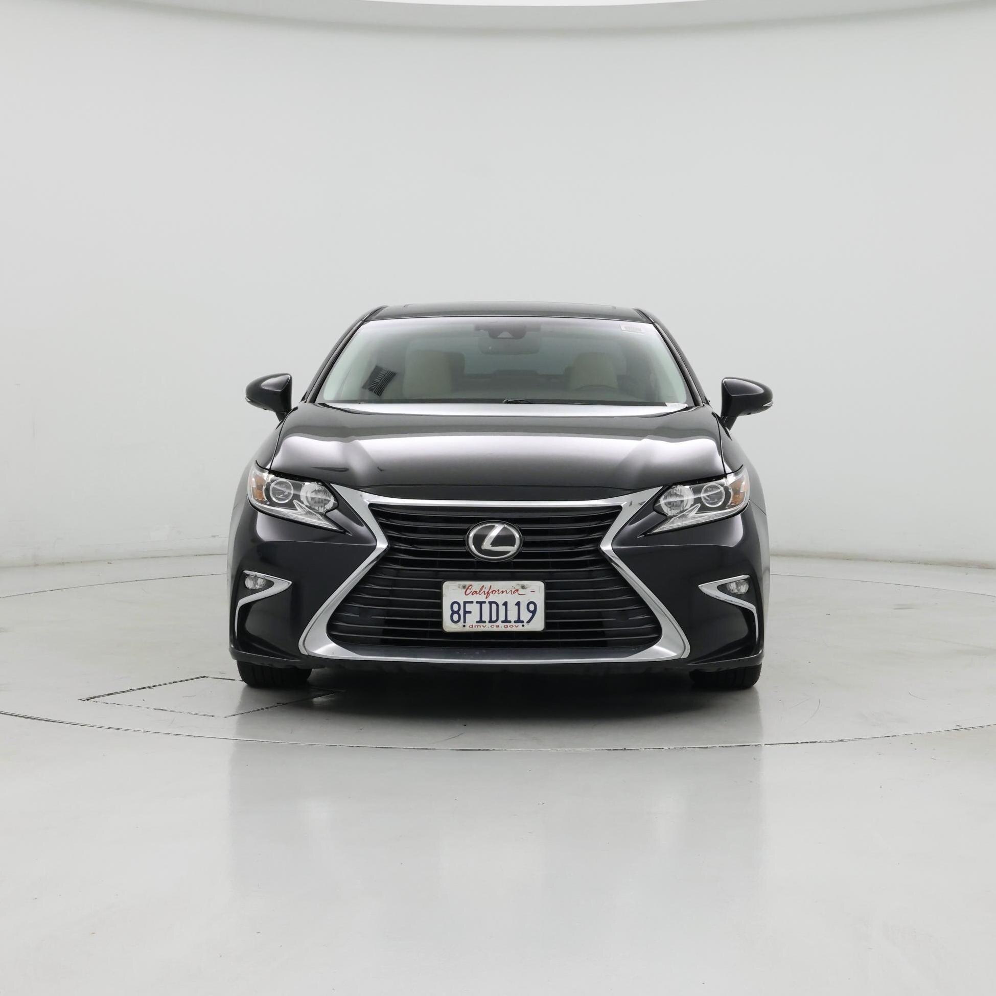 Thumbnail: 2018 Lexus ES - 5