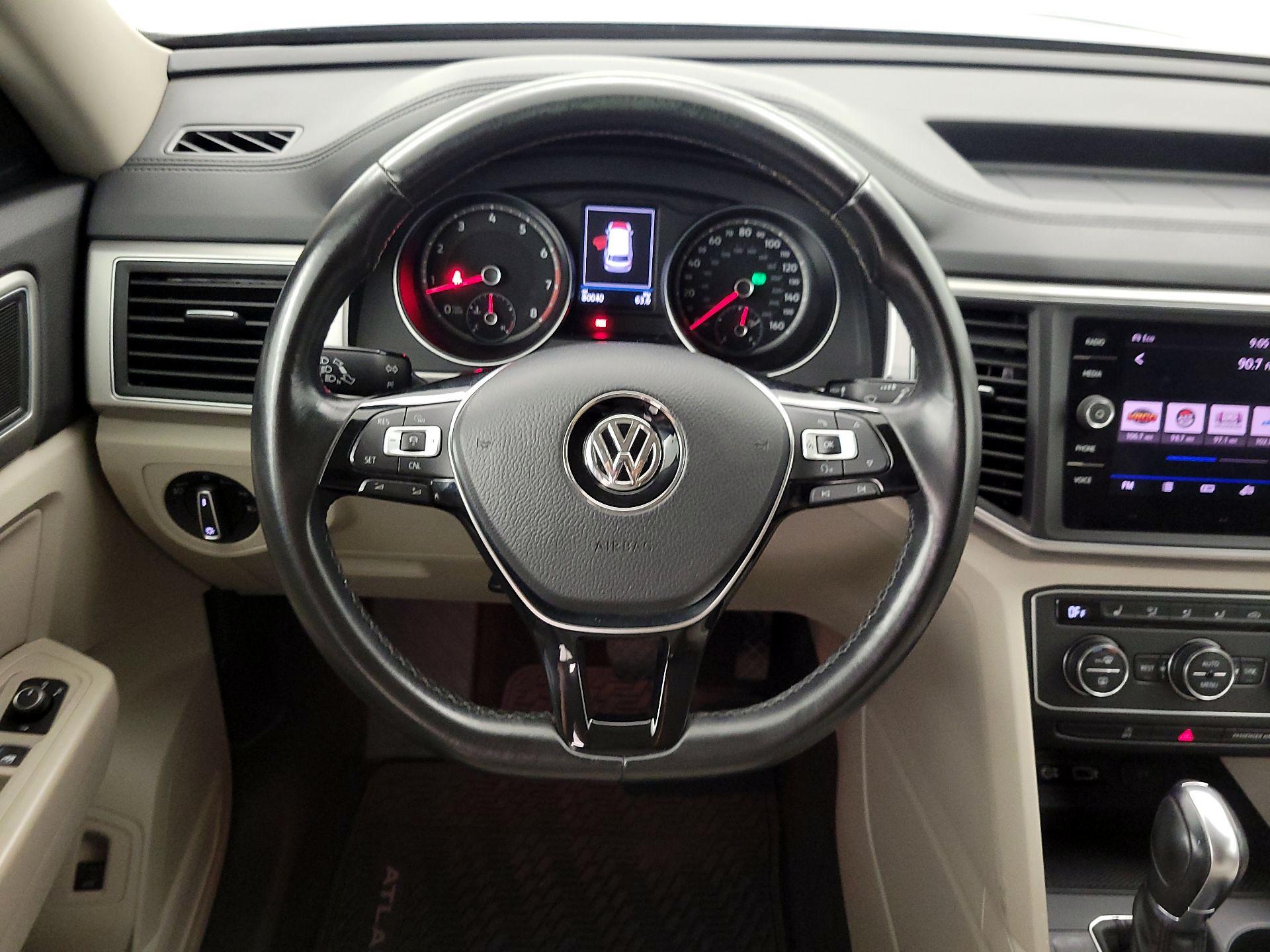 Thumbnail: 2018 Volkswagen Atlas - 10