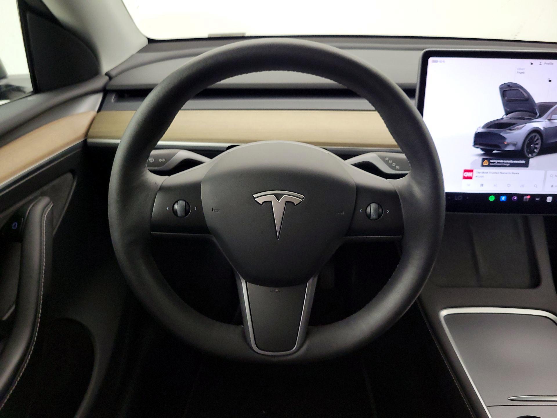 Thumbnail: 2023 Tesla Model Y - 10
