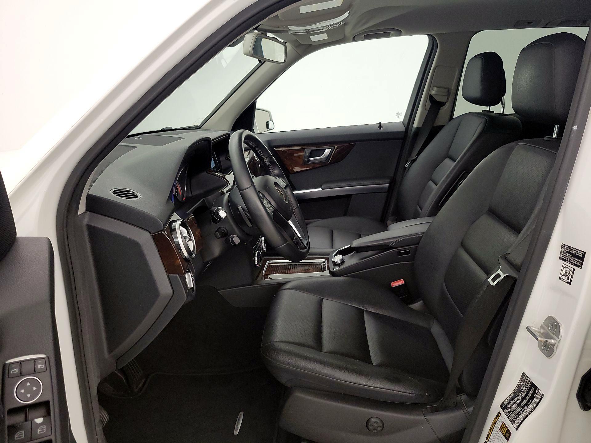 Thumbnail: 2015 Mercedes-Benz GLK - 11