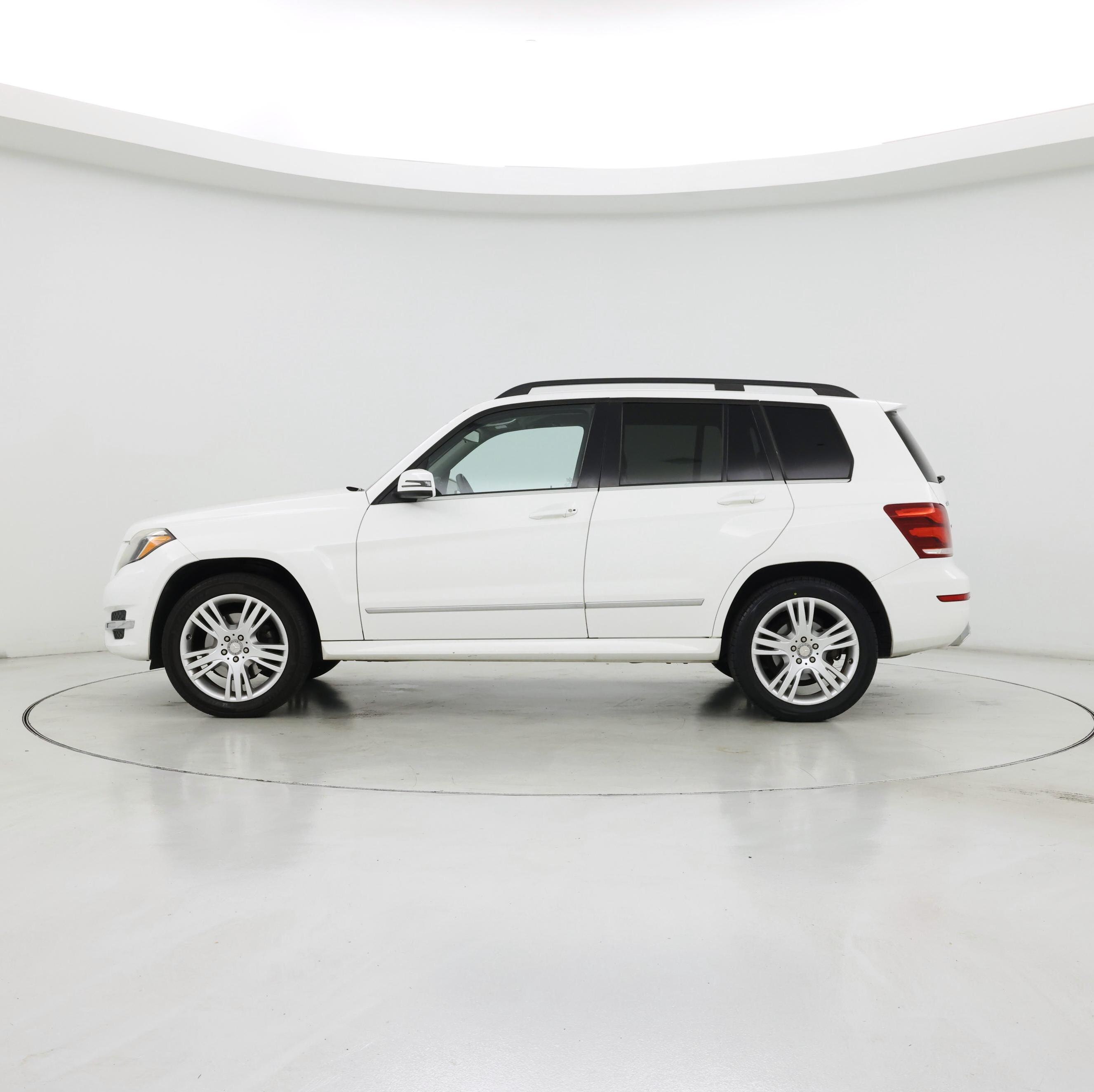 Thumbnail: 2015 Mercedes-Benz GLK - 3