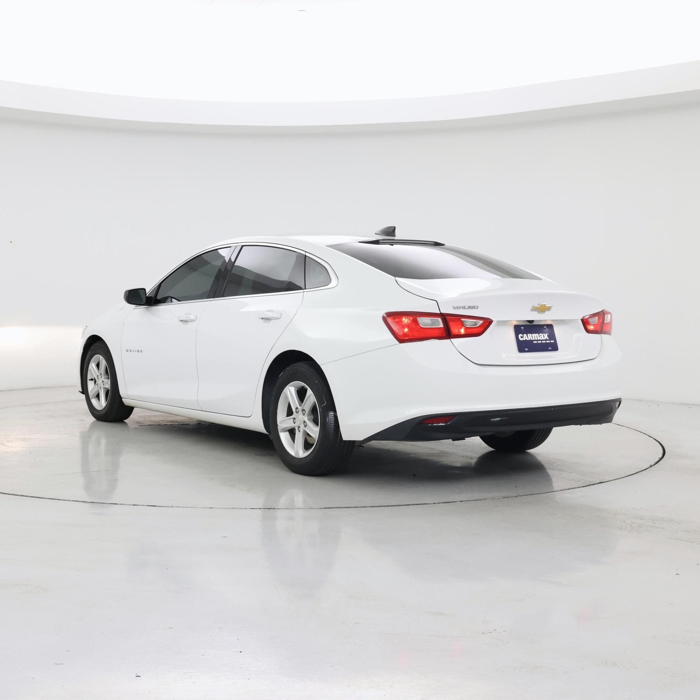 Thumbnail: 2020 Chevrolet Malibu - 2