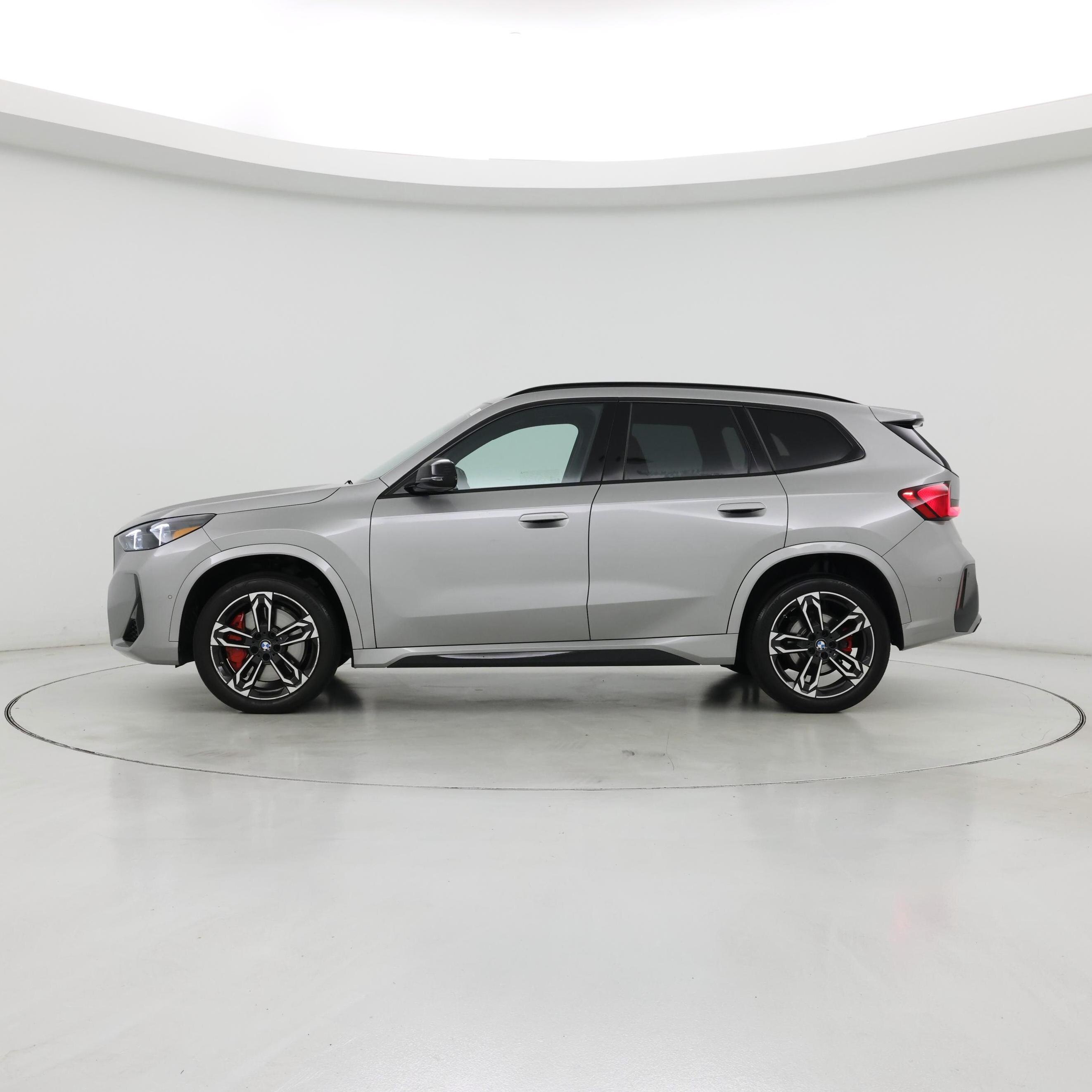 Thumbnail: 2025 BMW X1 - 3