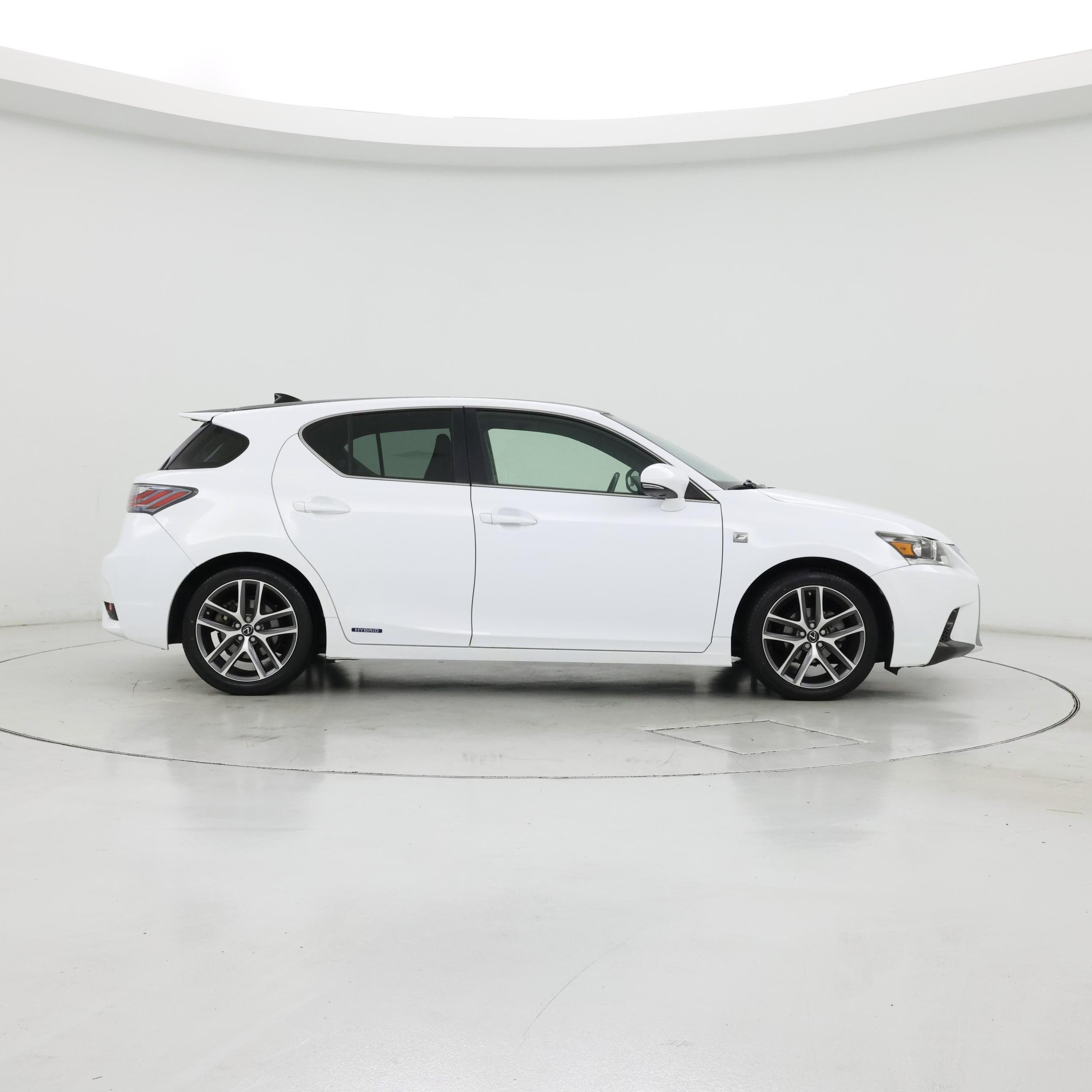 Thumbnail: 2015 Lexus CT - 7