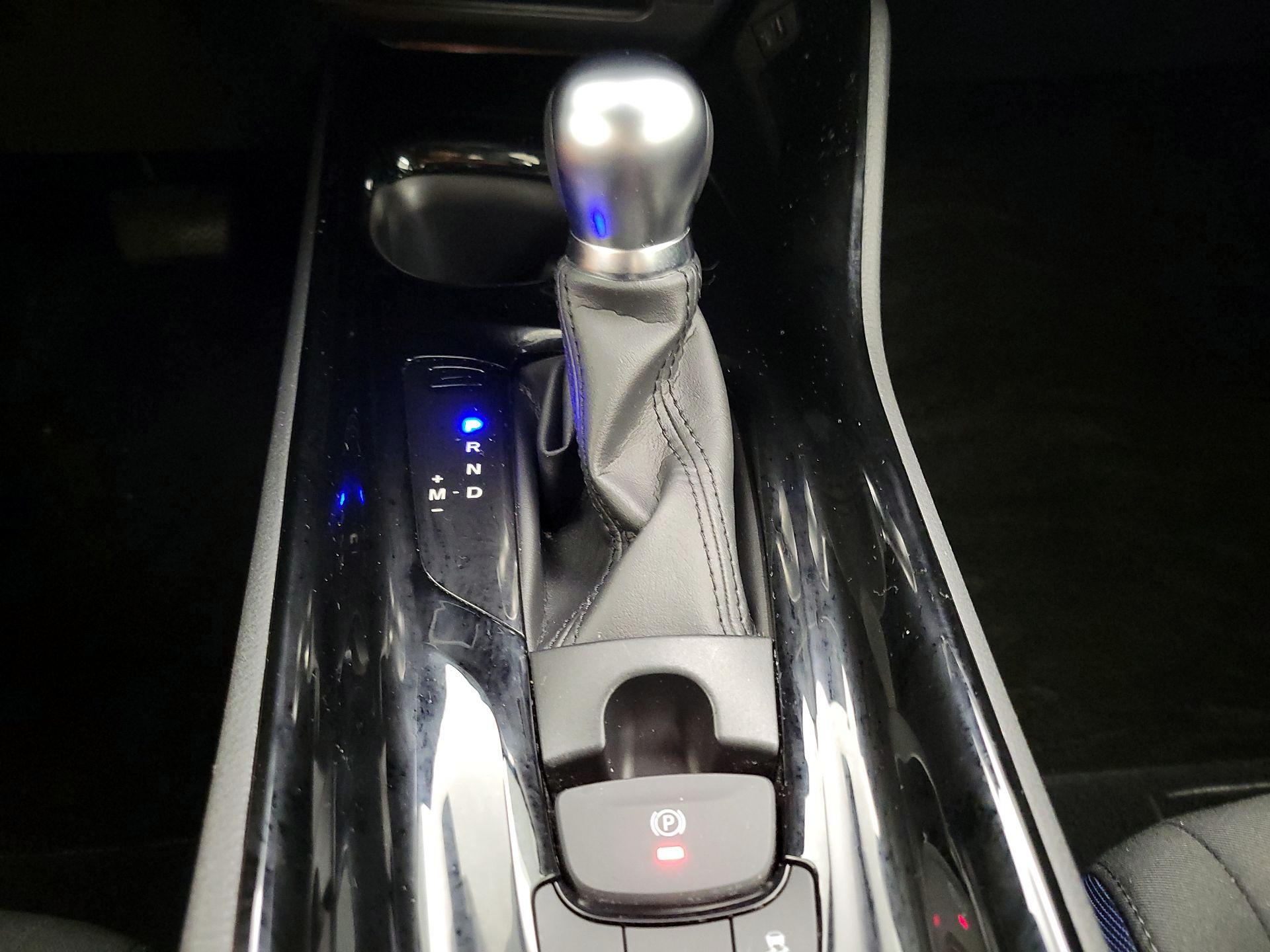 Thumbnail: 2021 Toyota C-HR - 17