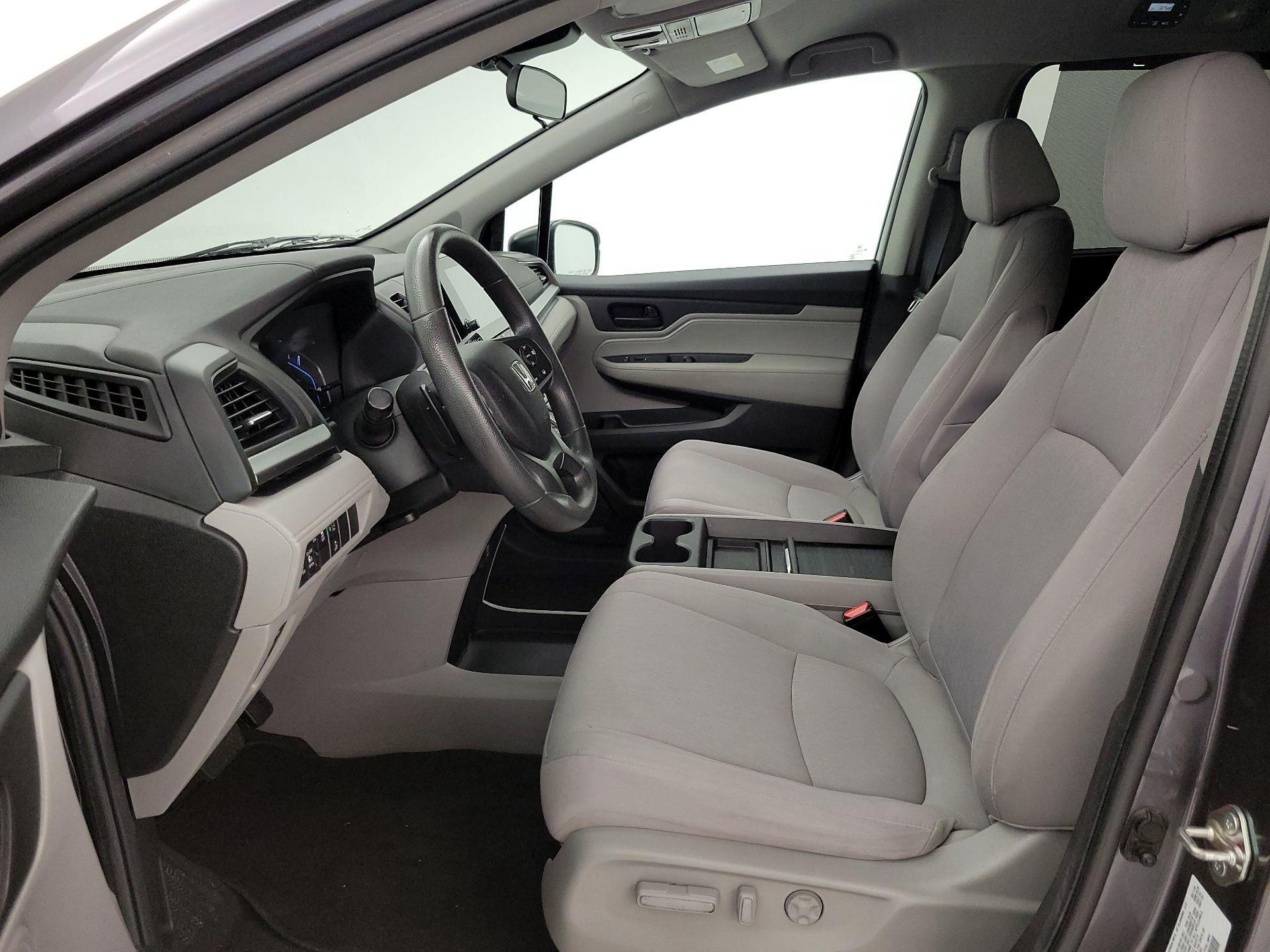 Thumbnail: 2019 Honda Odyssey - 11