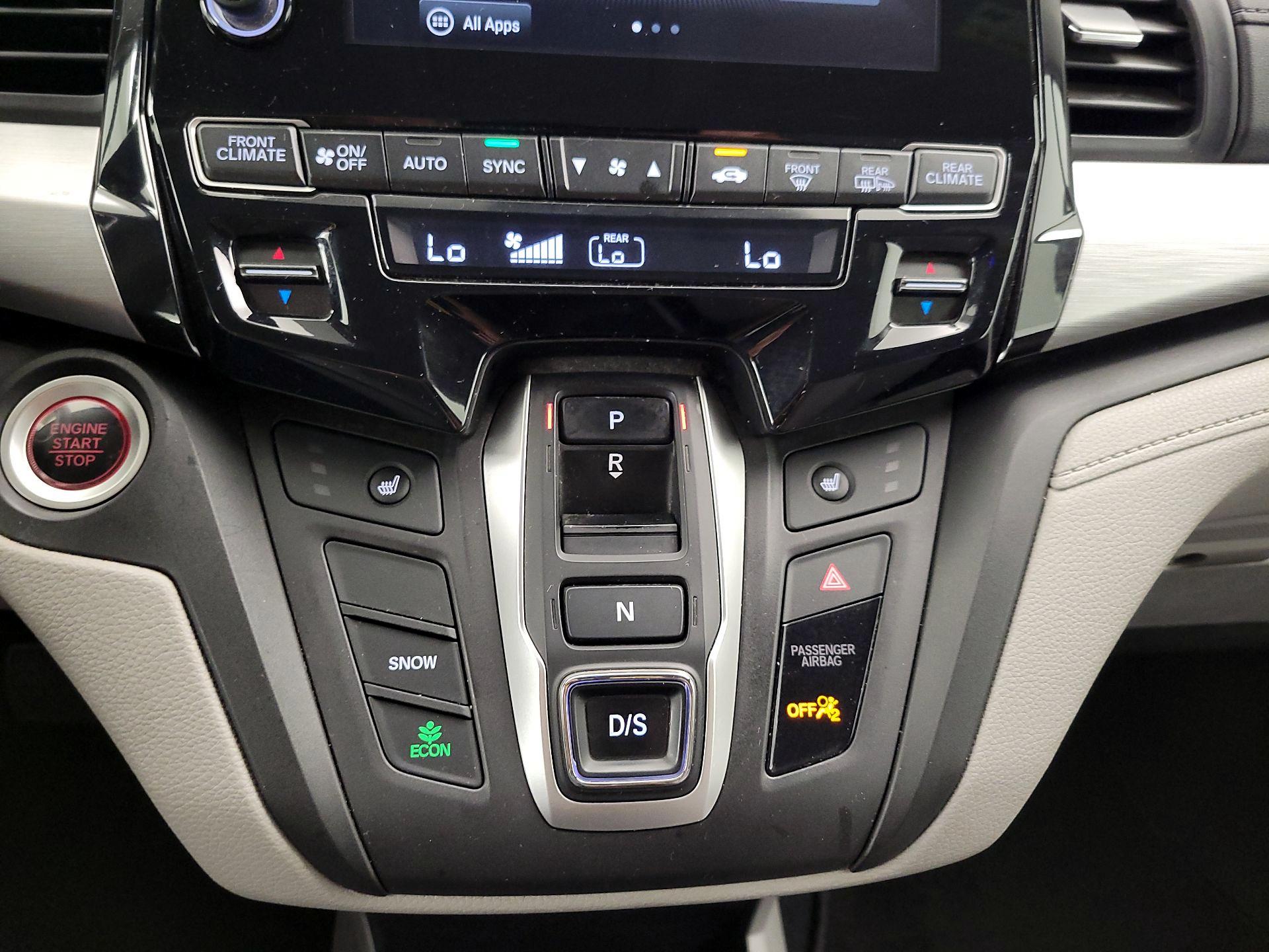 Thumbnail: 2019 Honda Odyssey - 17