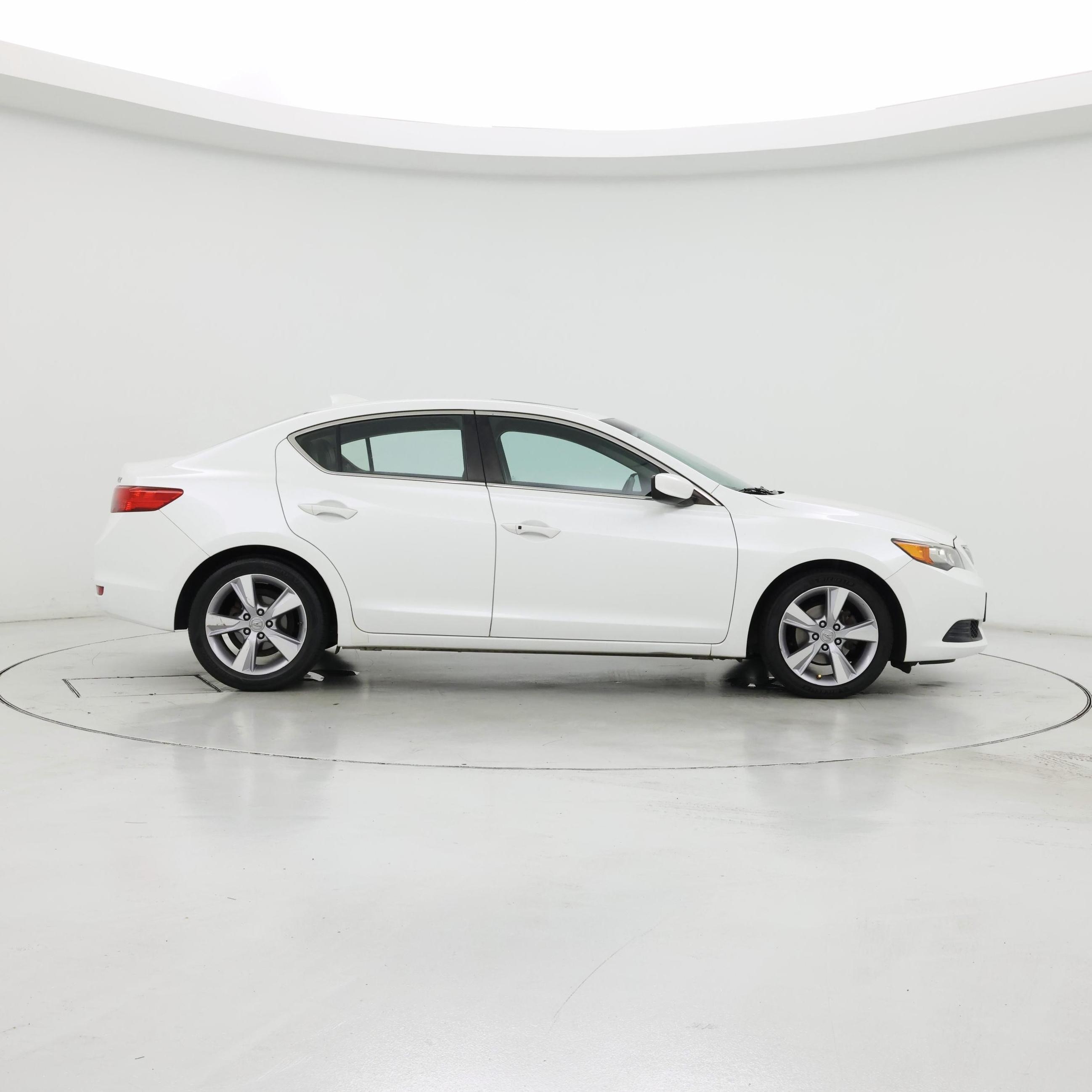 Thumbnail: 2014 Acura ILX - 7