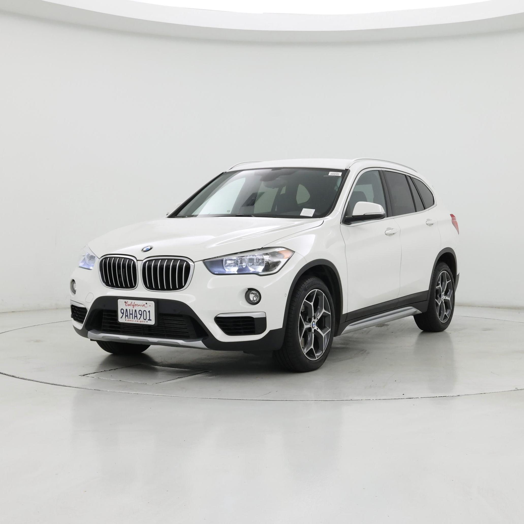 Thumbnail: 2018 BMW X1 - 4