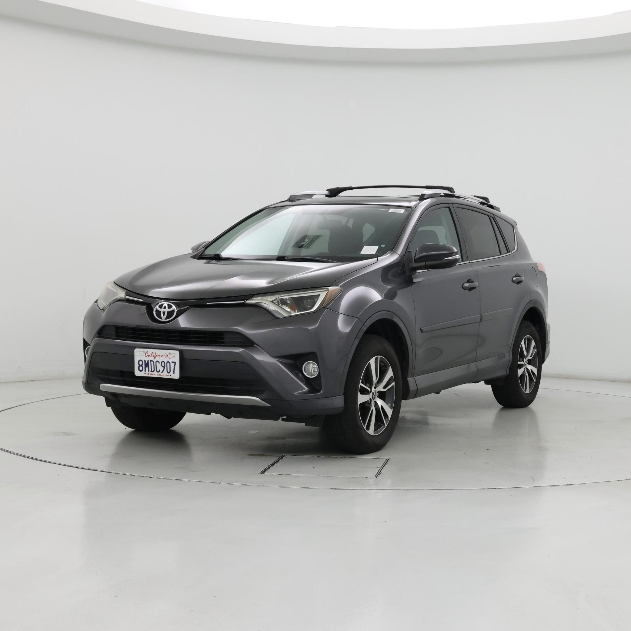 Thumbnail: 2016 Toyota RAV4 - 4