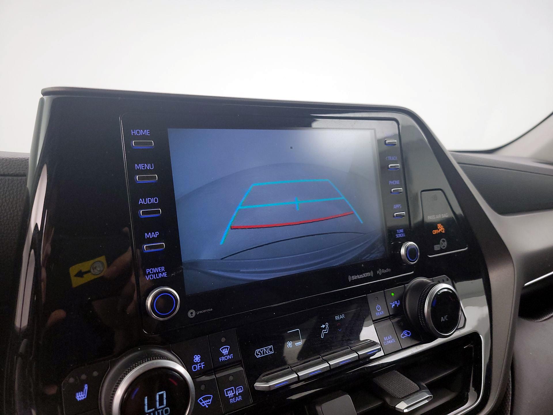 Thumbnail: 2021 Toyota Highlander - 14