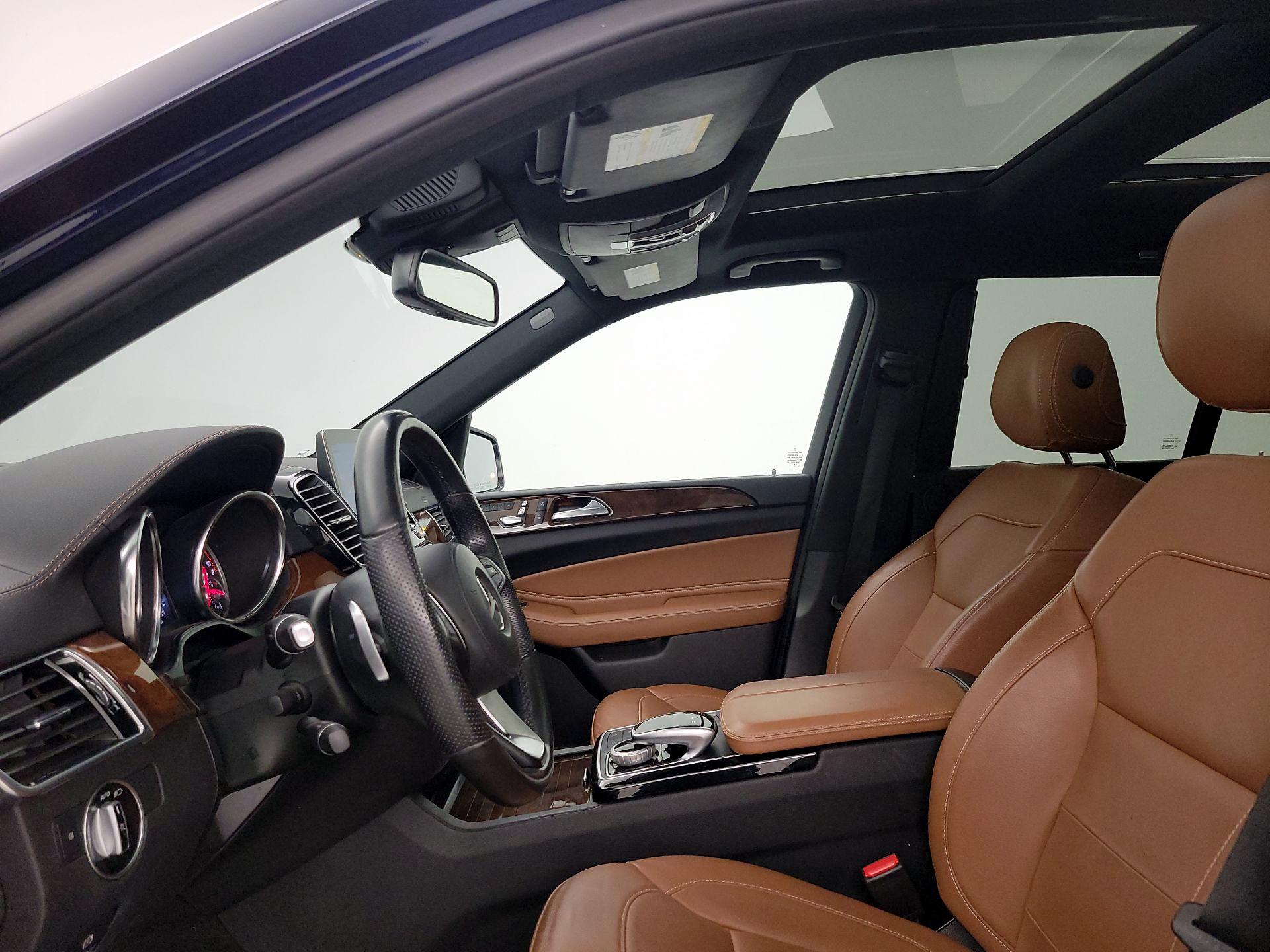 Thumbnail: 2018 Mercedes-Benz GLS - 20