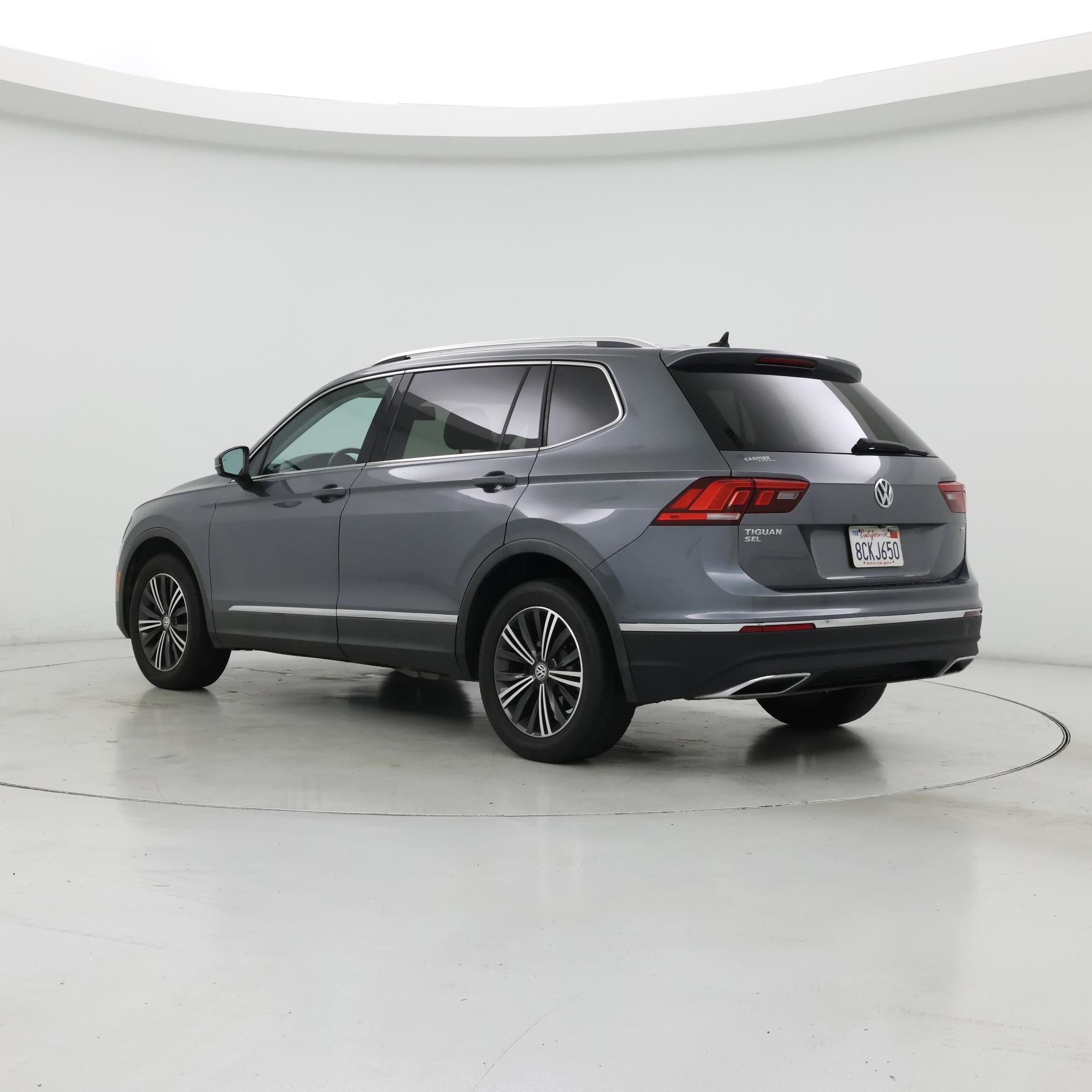 Thumbnail: 2018 Volkswagen Tiguan - 2