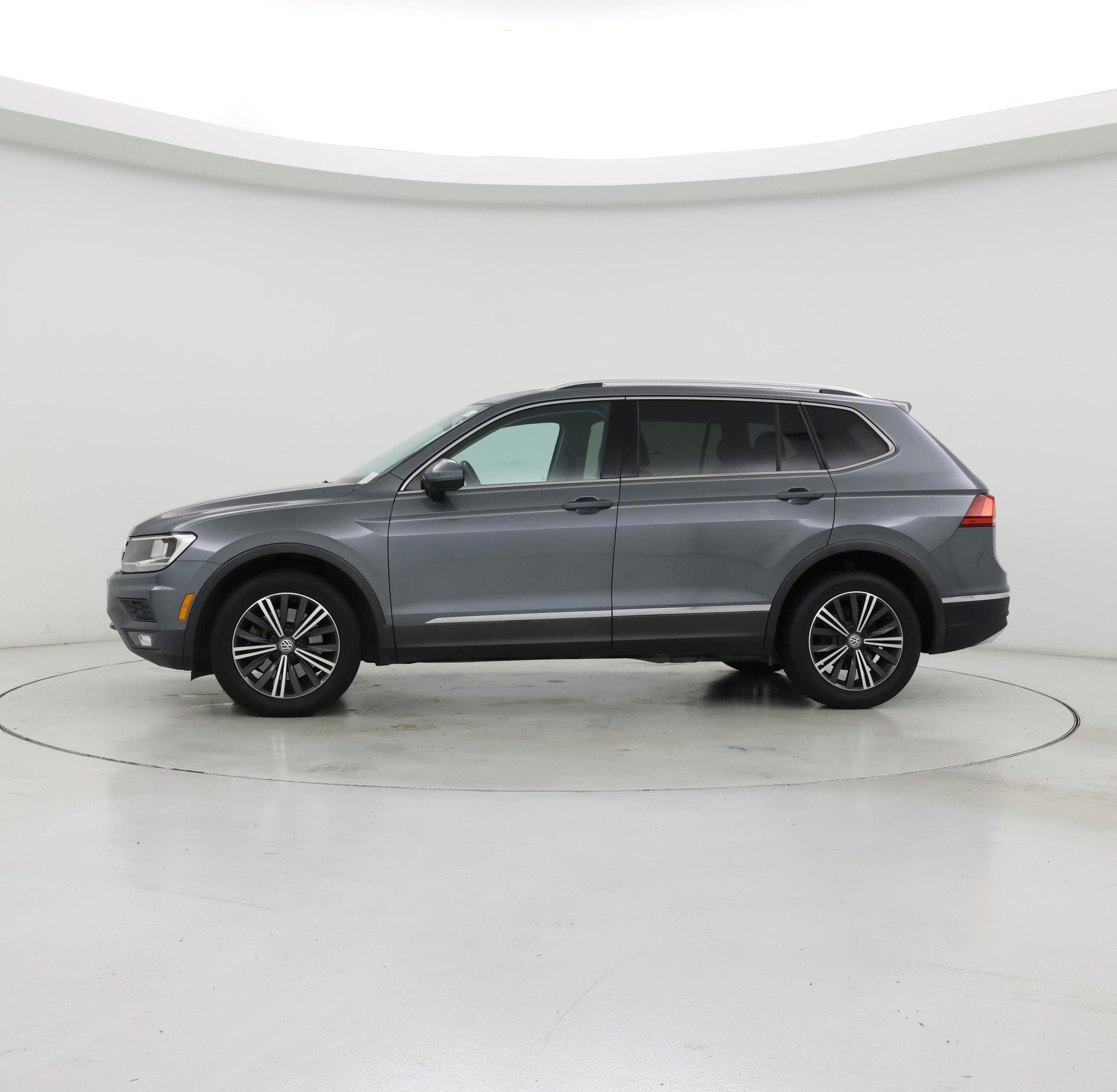 Thumbnail: 2018 Volkswagen Tiguan - 3