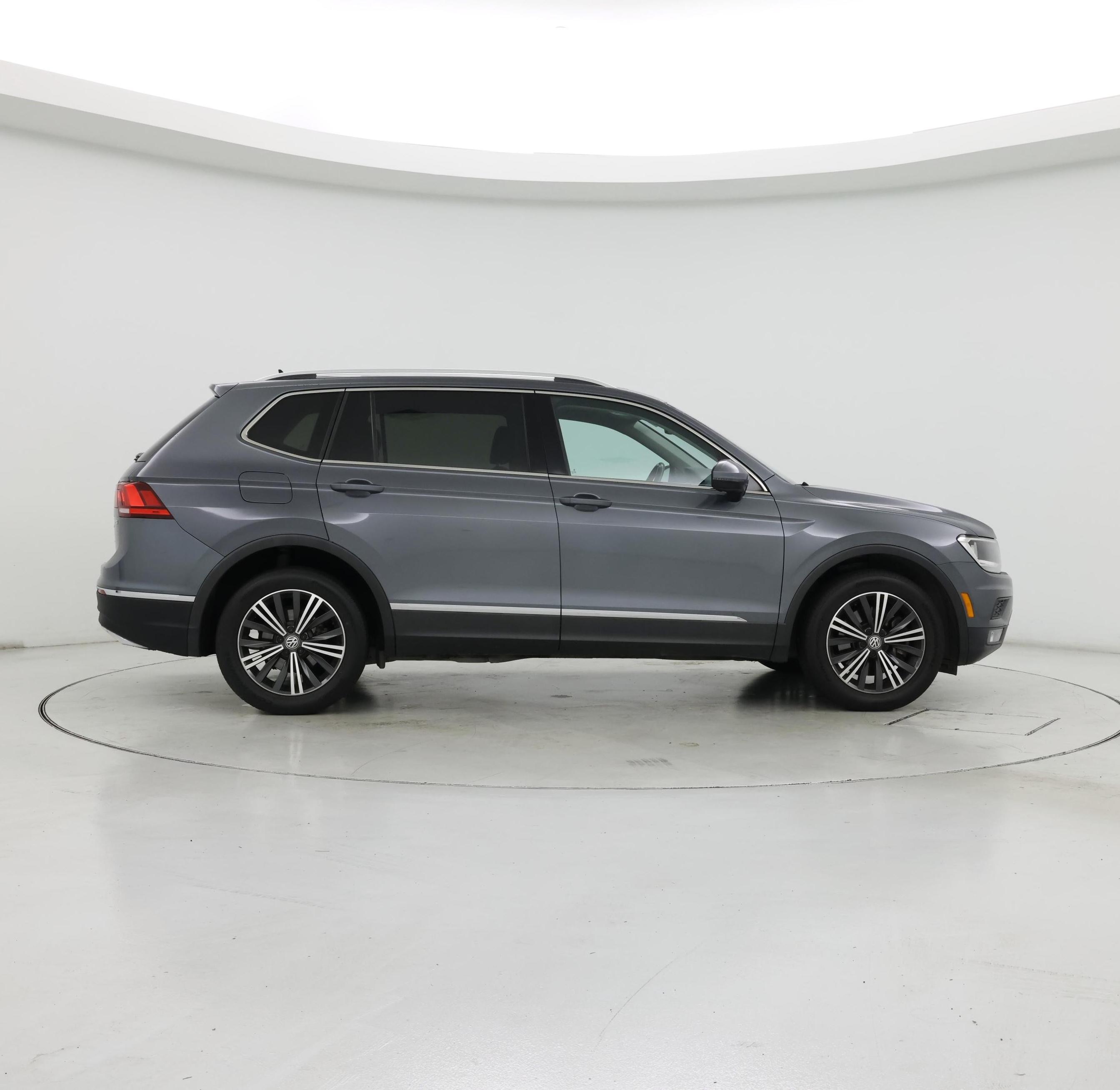 Thumbnail: 2018 Volkswagen Tiguan - 7