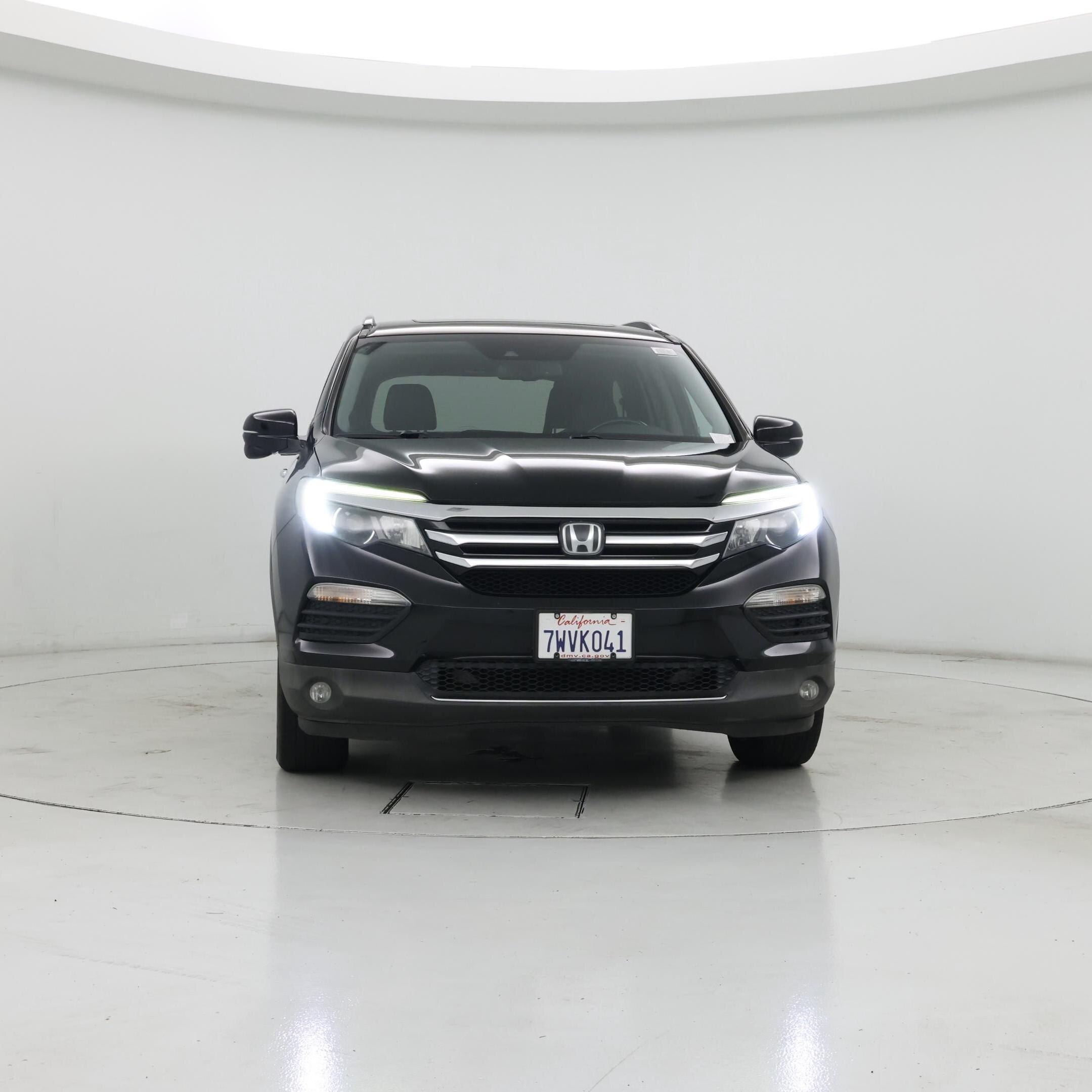 Thumbnail: 2017 Honda Pilot - 5