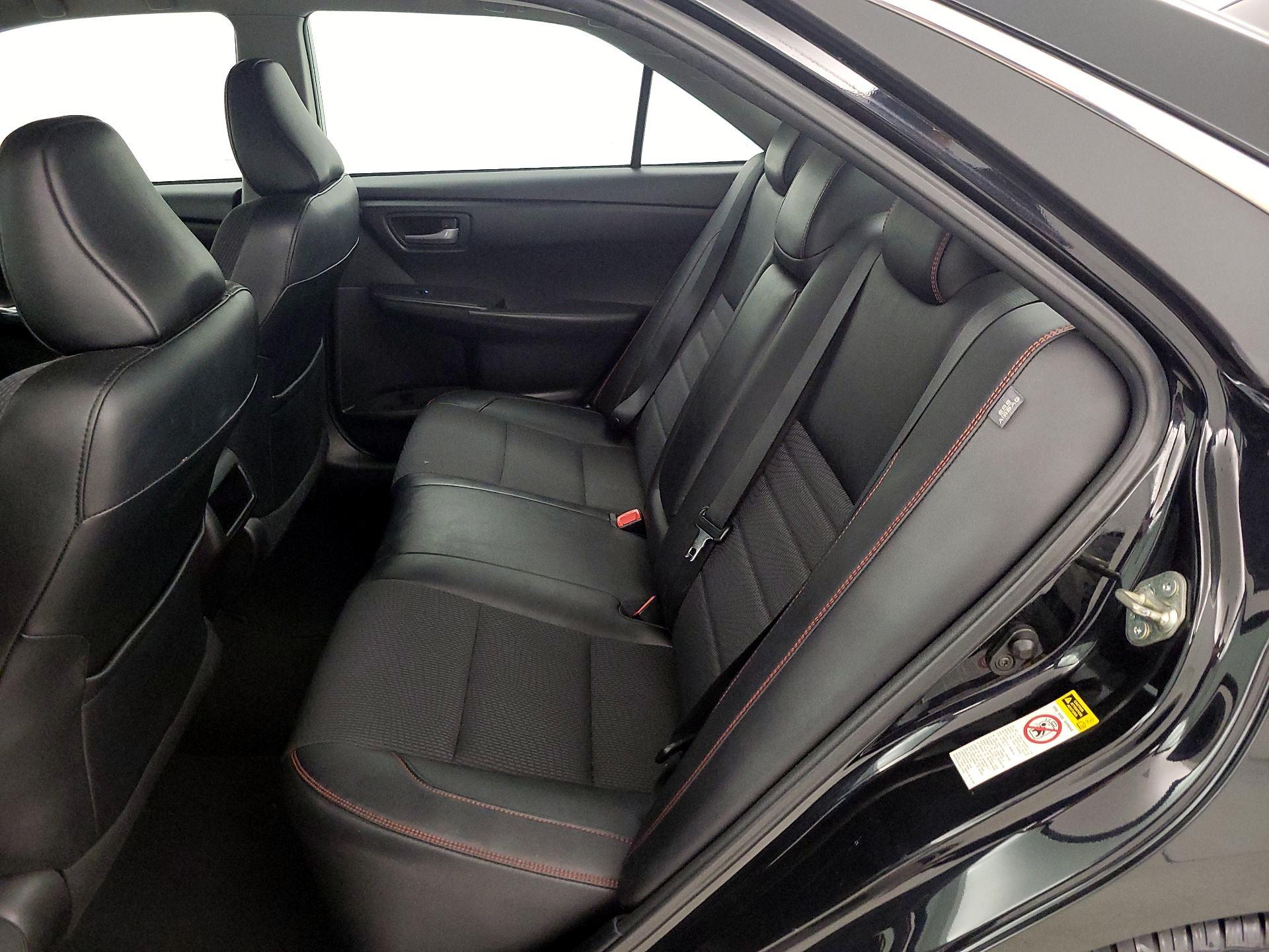 Thumbnail: 2017 Toyota Camry - 19