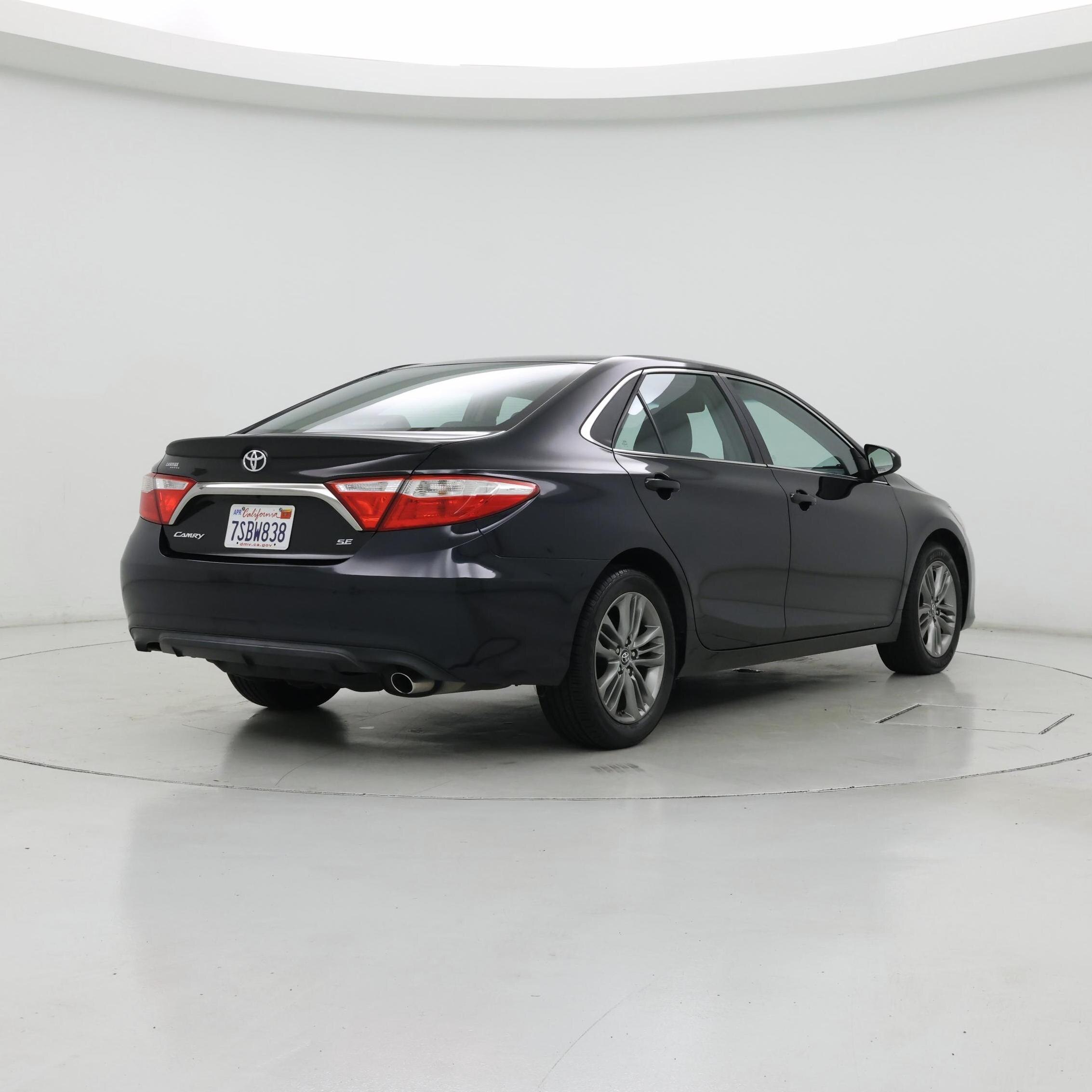 Thumbnail: 2017 Toyota Camry - 8