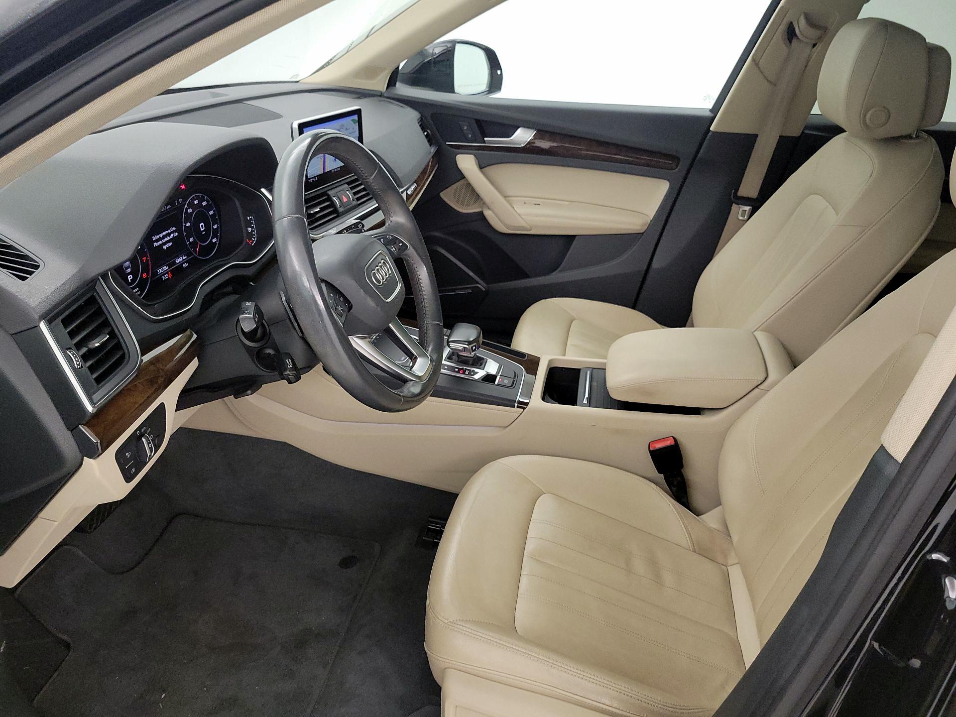 Thumbnail: 2019 Audi Q5 - 11