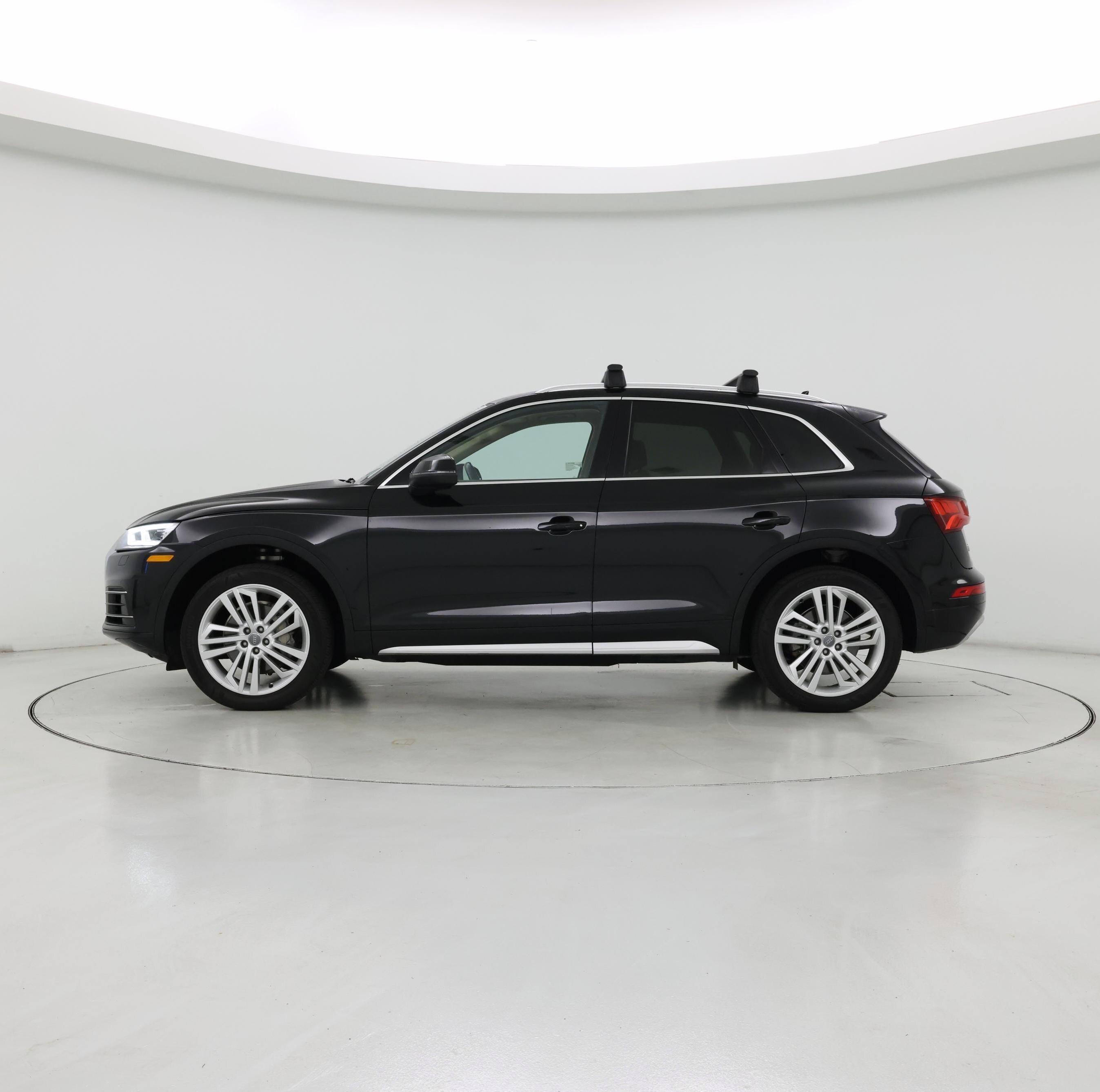 Thumbnail: 2019 Audi Q5 - 3