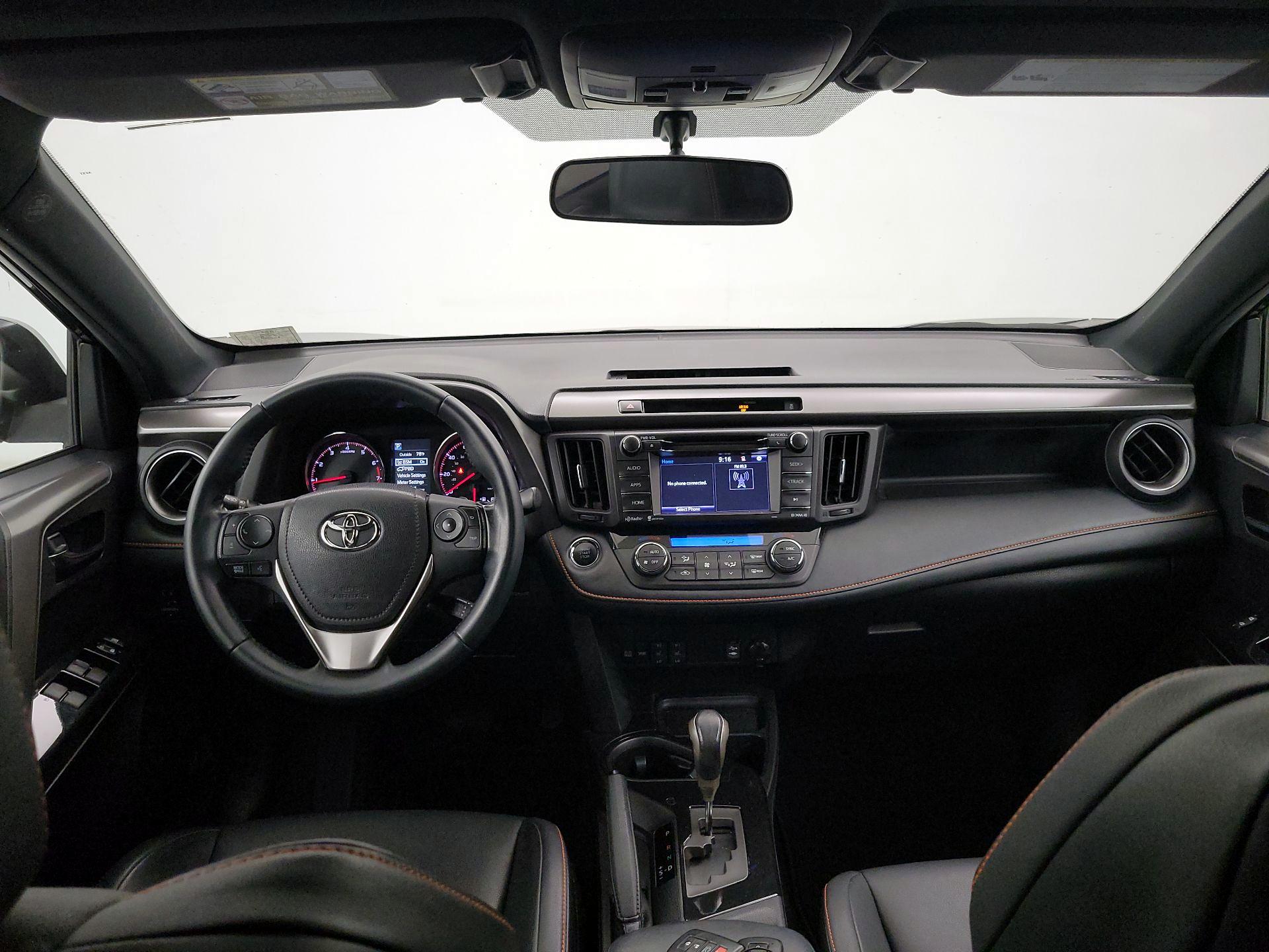 Thumbnail: 2016 Toyota RAV4 - 9