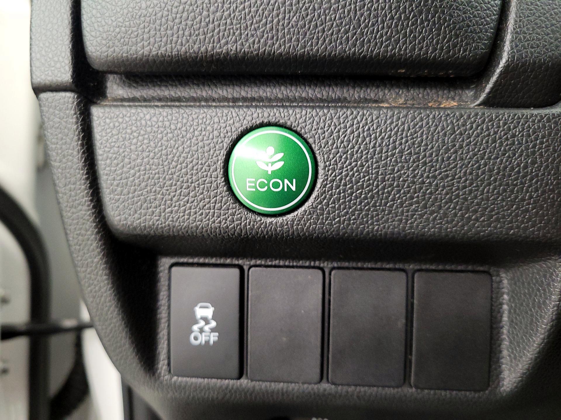 Thumbnail: 2015 Honda Fit - 13