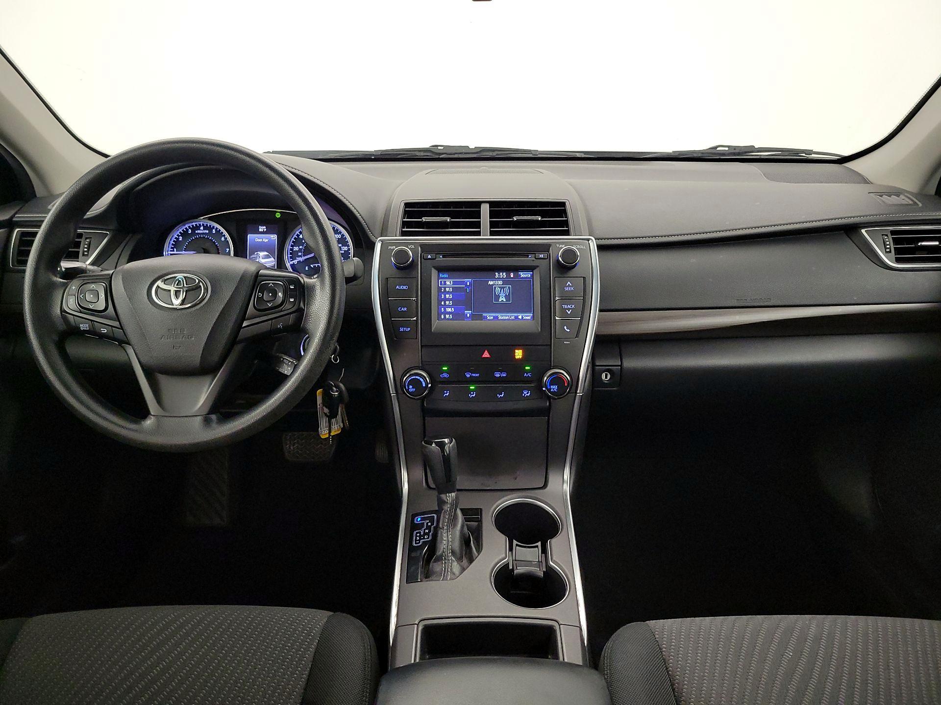 Thumbnail: 2016 Toyota Camry - 9