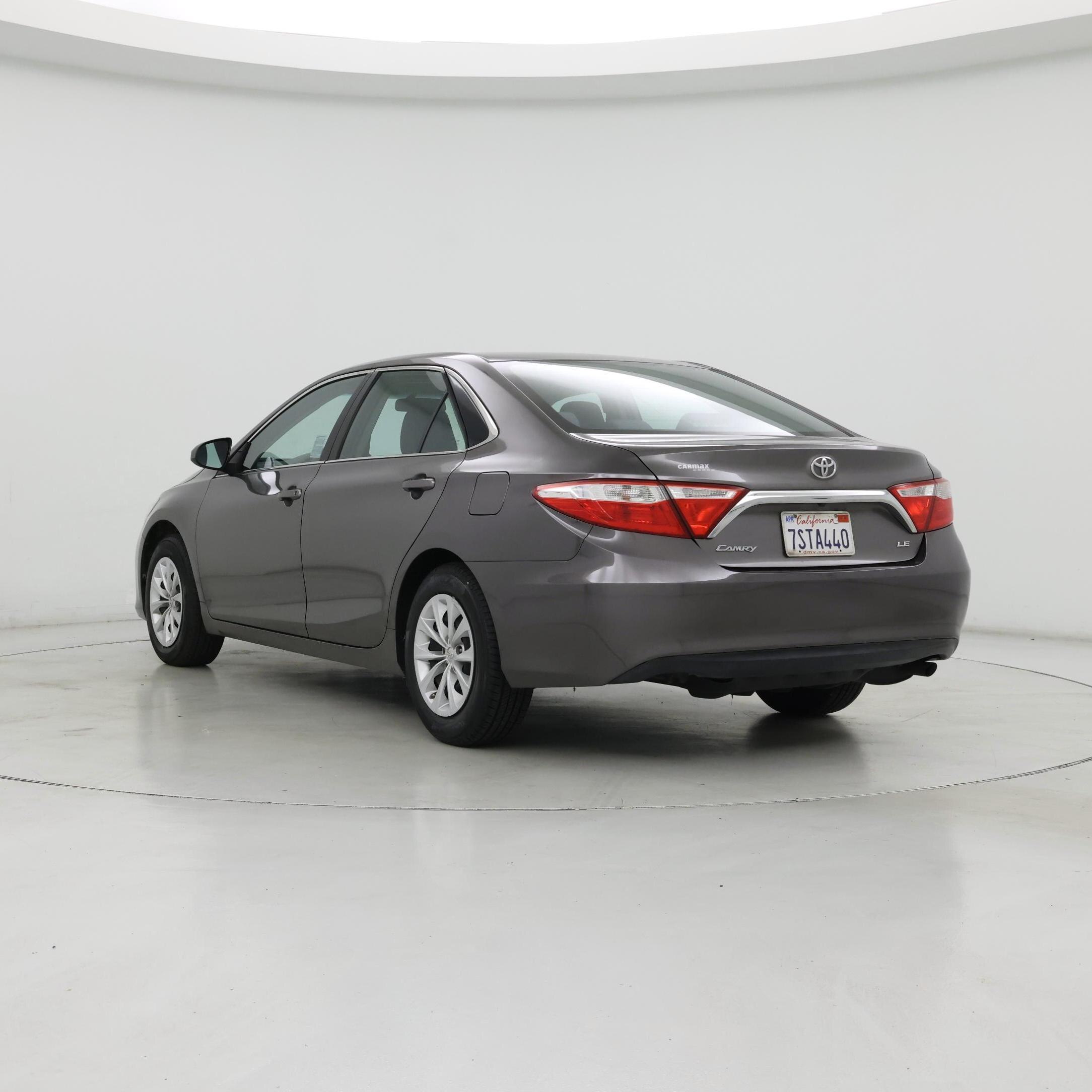 Thumbnail: 2016 Toyota Camry - 2