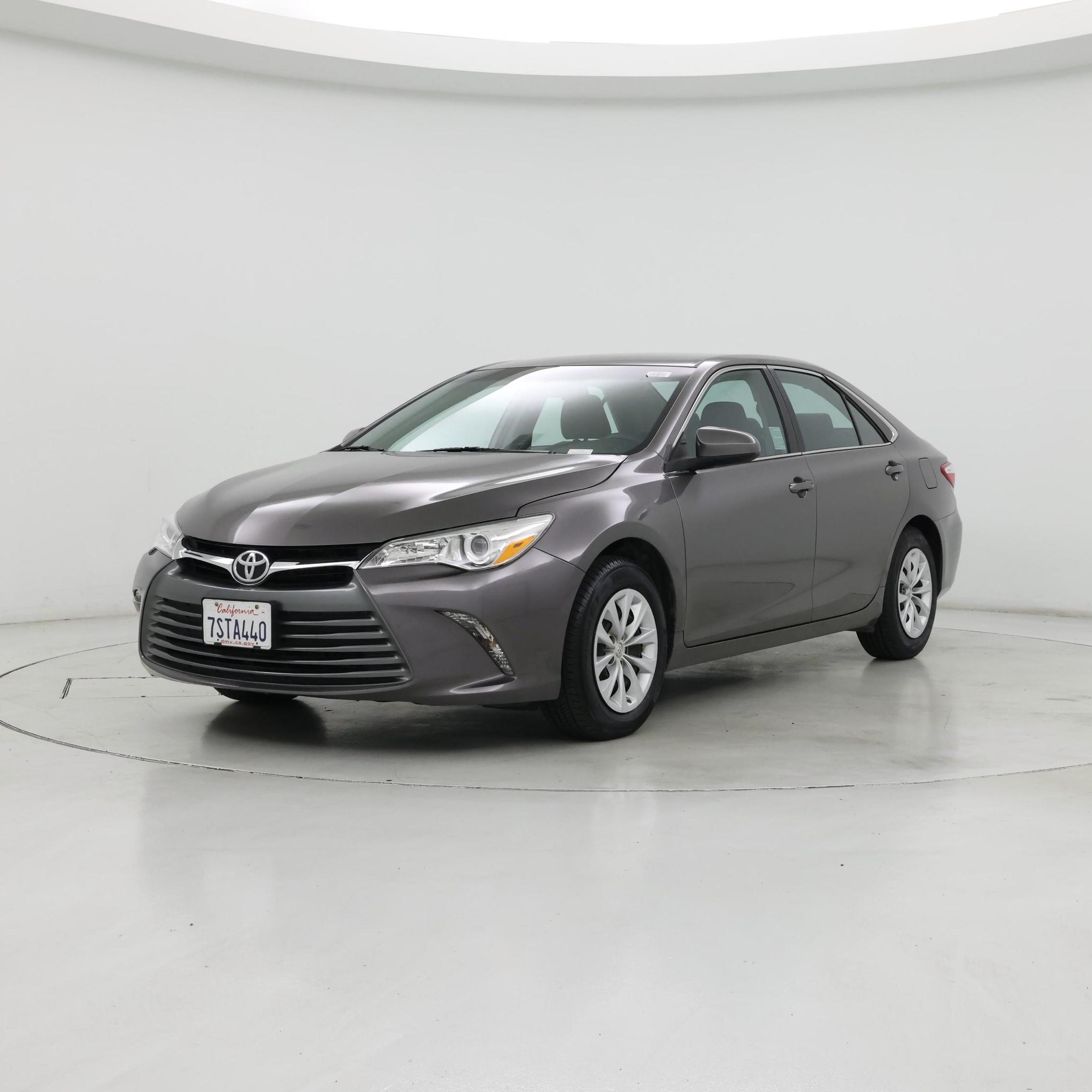 Thumbnail: 2016 Toyota Camry - 4
