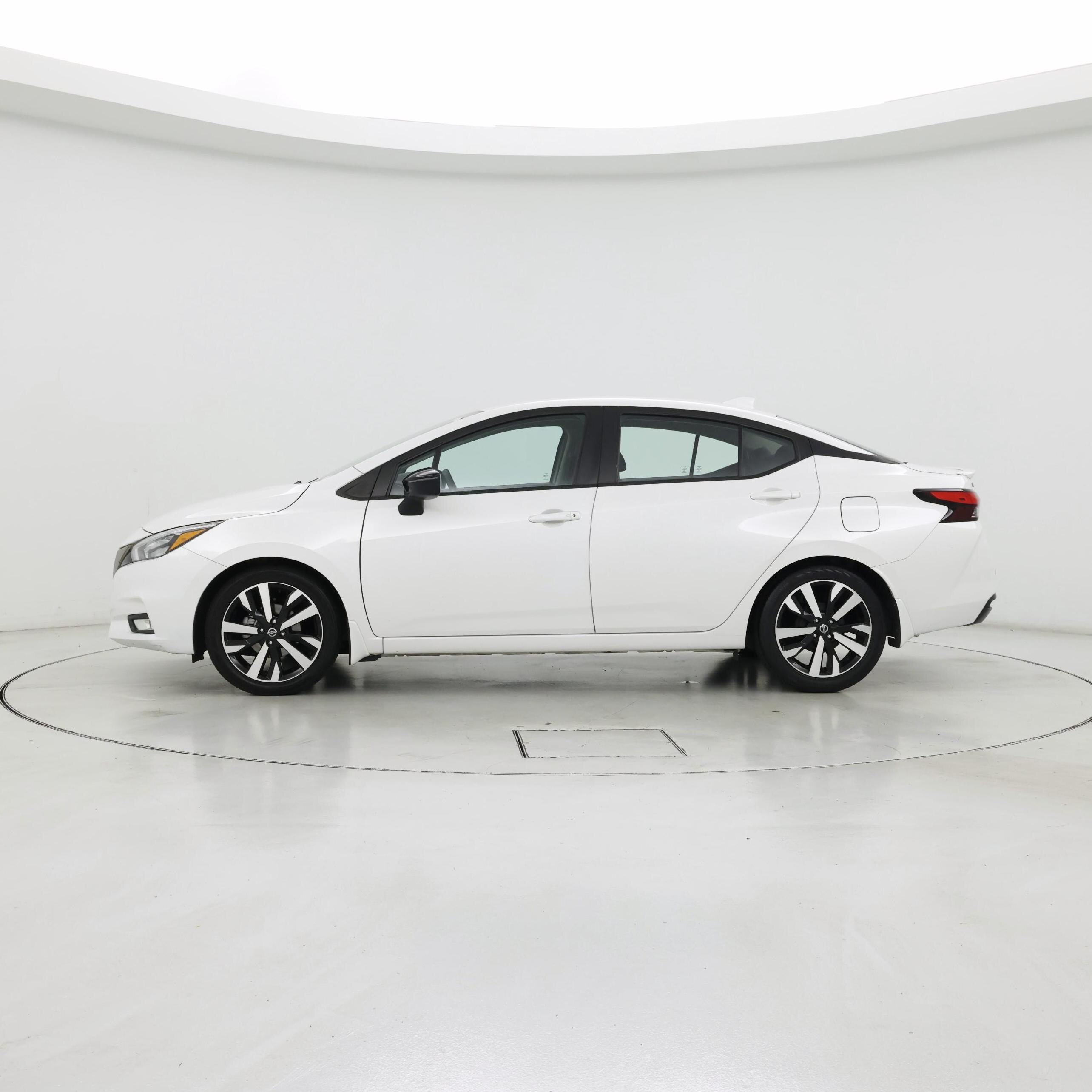 Thumbnail: 2021 Nissan Versa - 3