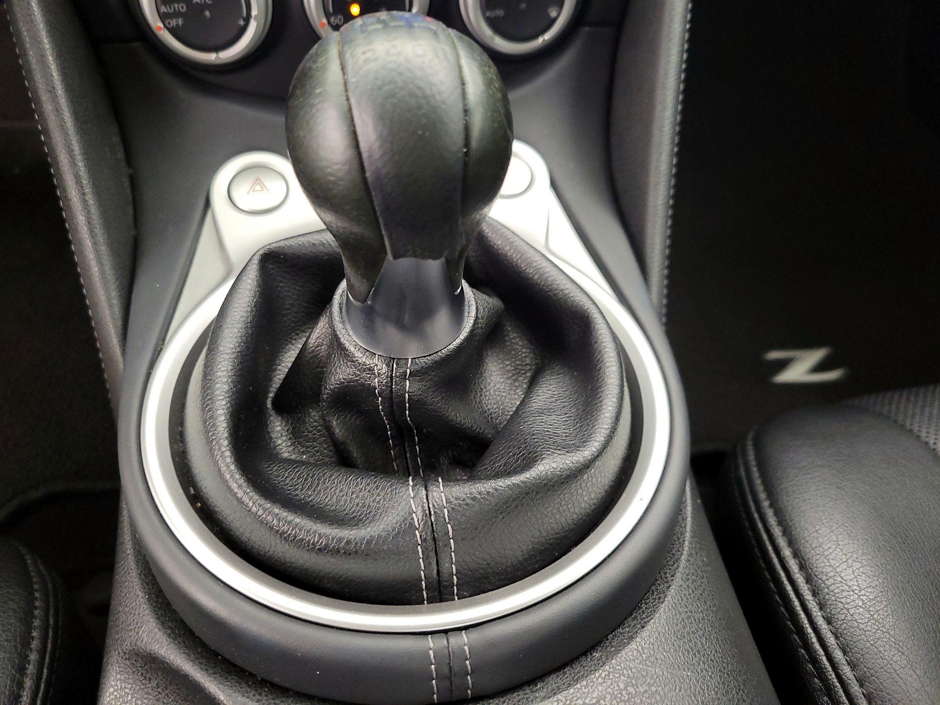 Thumbnail: 2014 Nissan Z - 17